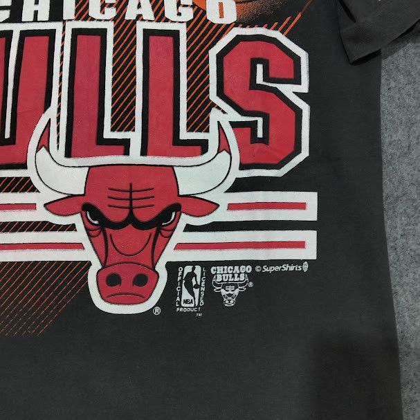 Changes × NBA × Vintage 🔥 1992 CHICAGO BULLS NBA Vintage Tee 🔥 Size US S / EU 44-46 / 1 - 6 Thumbnail