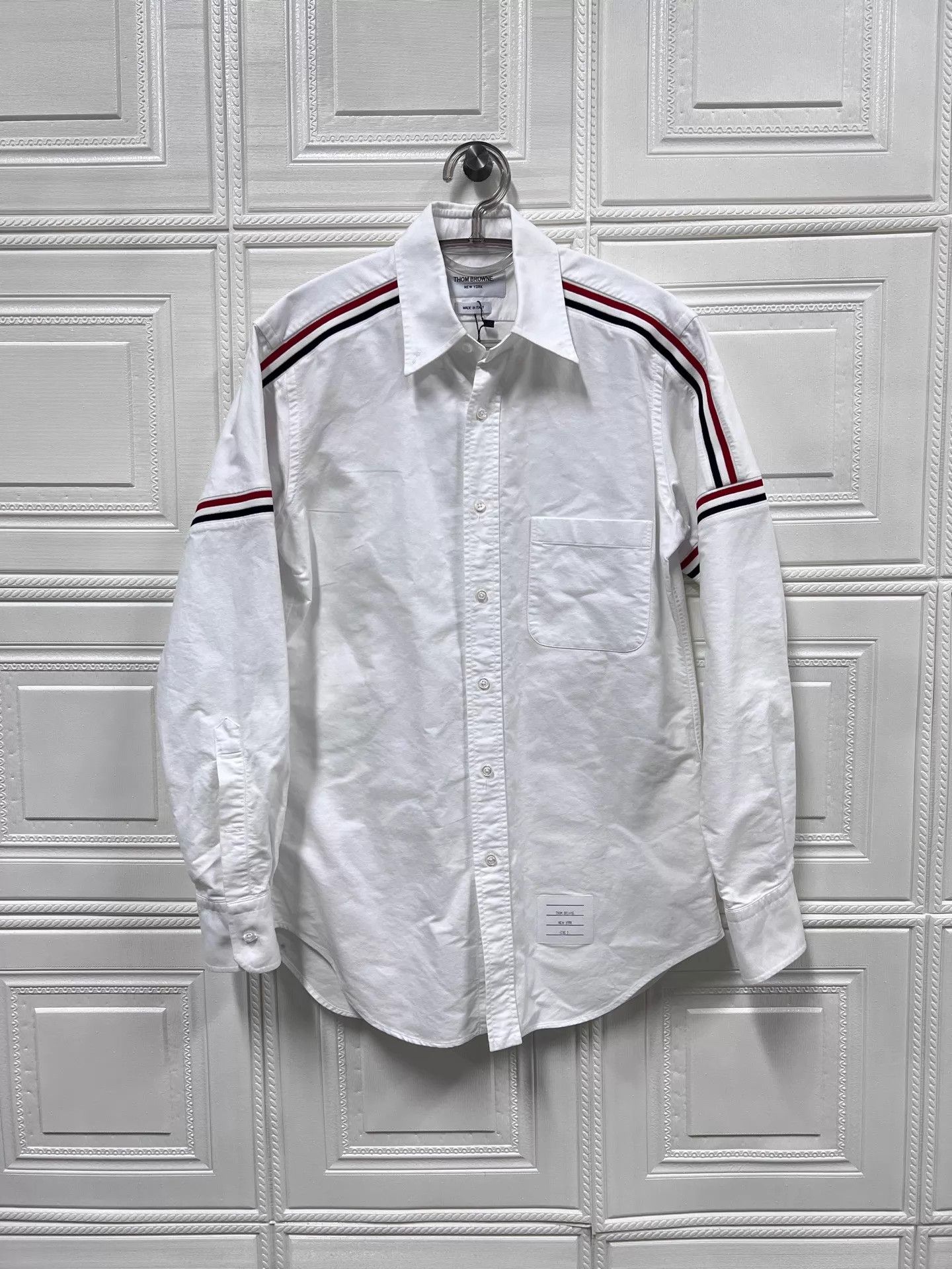 Thom Browne Thom Browne White Double Logo Cuff Shirt Size 2 99 New Size US M / EU 48-50 / 2 - 1 Thumbnail