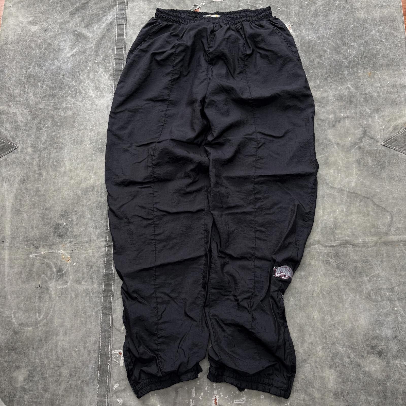 Vintage Vintage 90s Arkansas Razorbacks Baggy Sportswear Track Pants Size US 34 / EU 50 - 1 Thumbnail