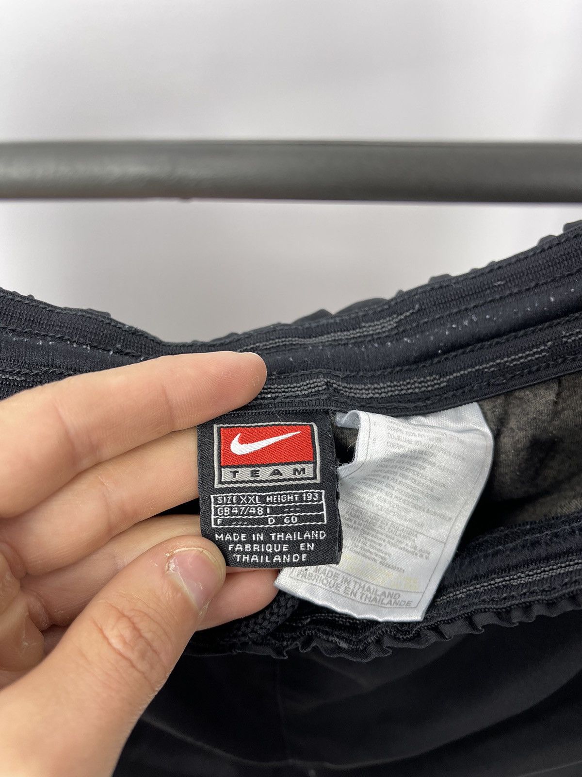 Nike × Vintage Nike Paris Saint - Germain Shorts Size XXL Black 2001-2002 Size US 36 / EU 52 - 5 Thumbnail
