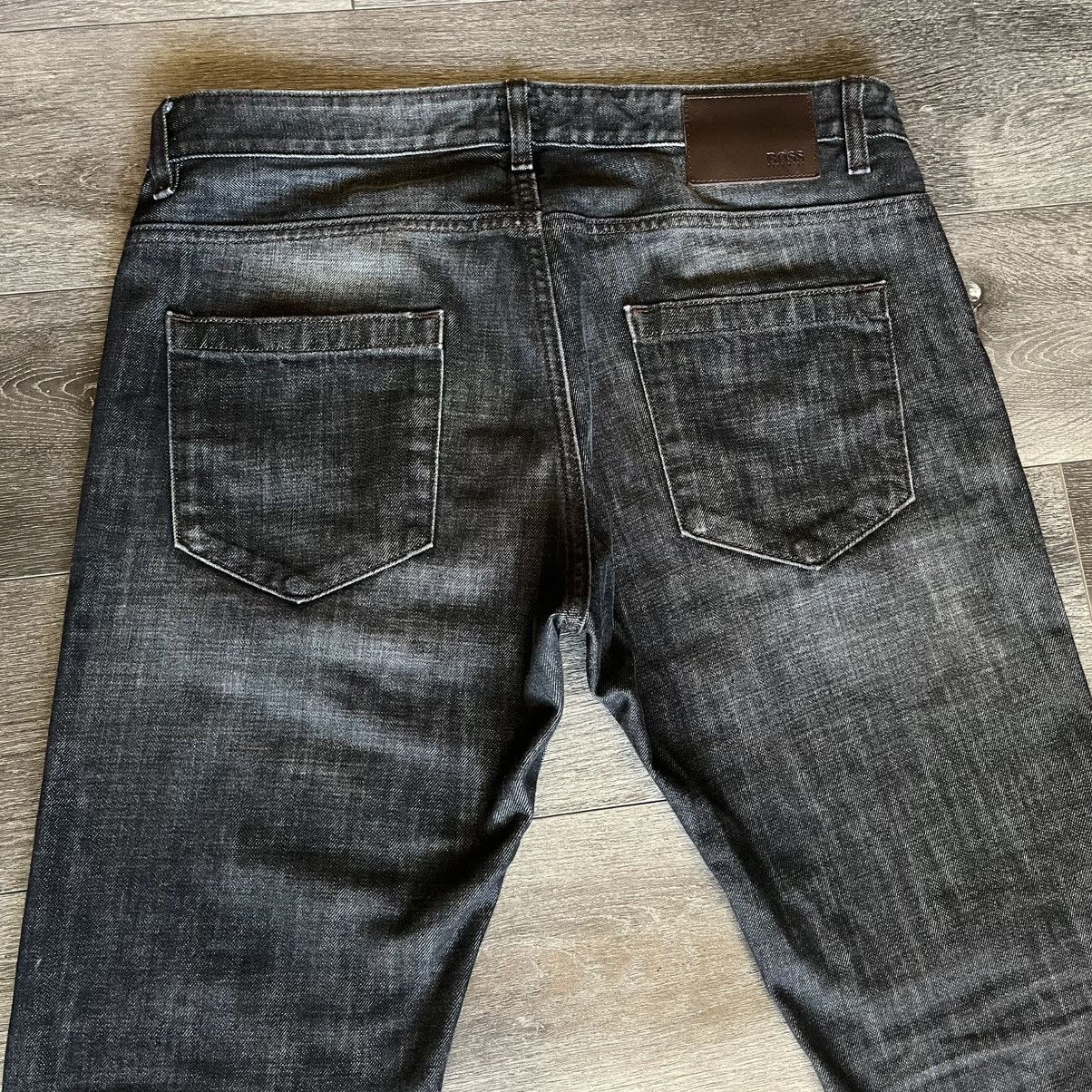 Hugo Boss × Vintage Hugo Boss Delaware Slim Fit Washed Black Denim Jeans 34x32 Size US 34 / EU 50 - 3 Thumbnail