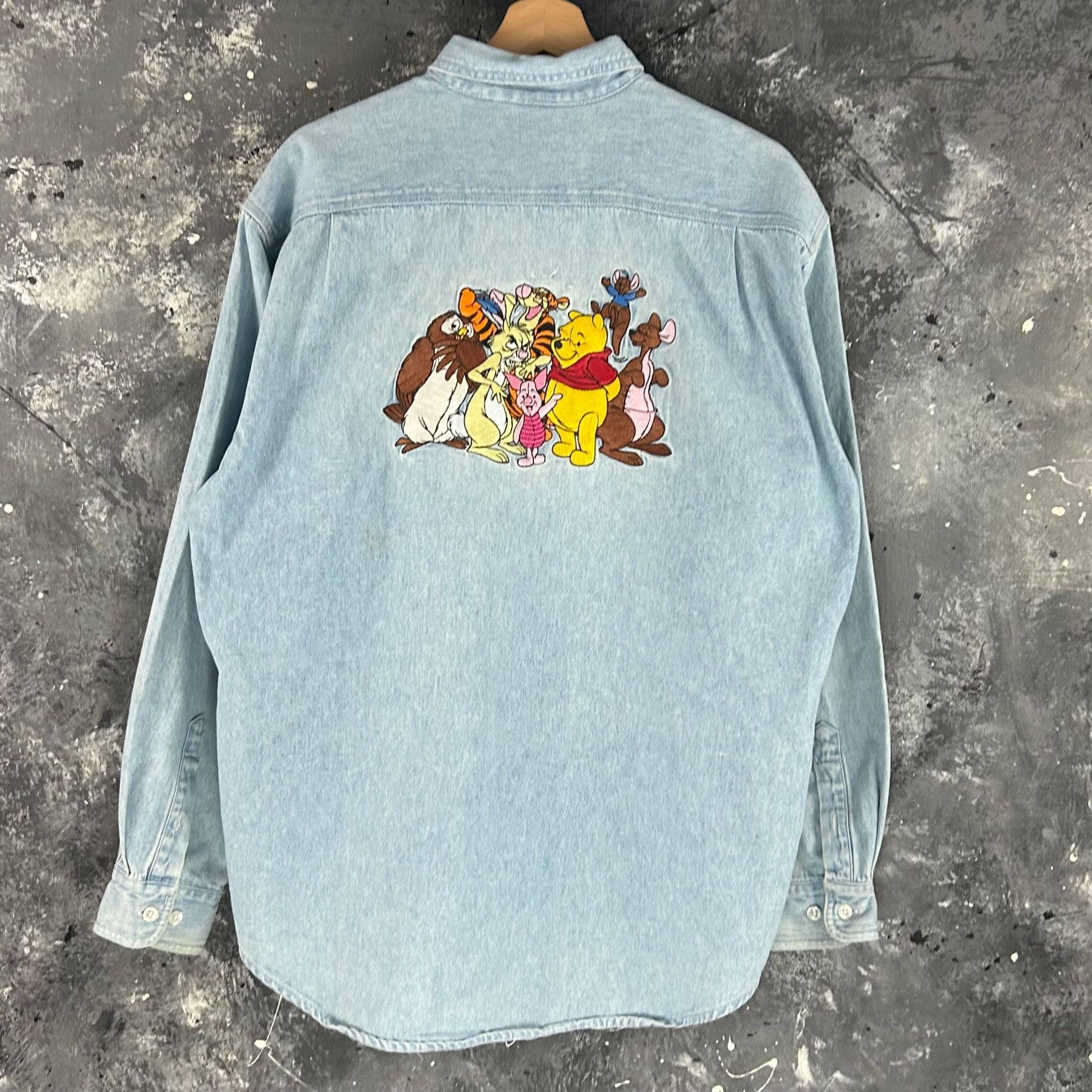 Disney Vintage Winnie the Pooh denim button shirt Size US L / EU 52-54 / 3 - 1 Thumbnail