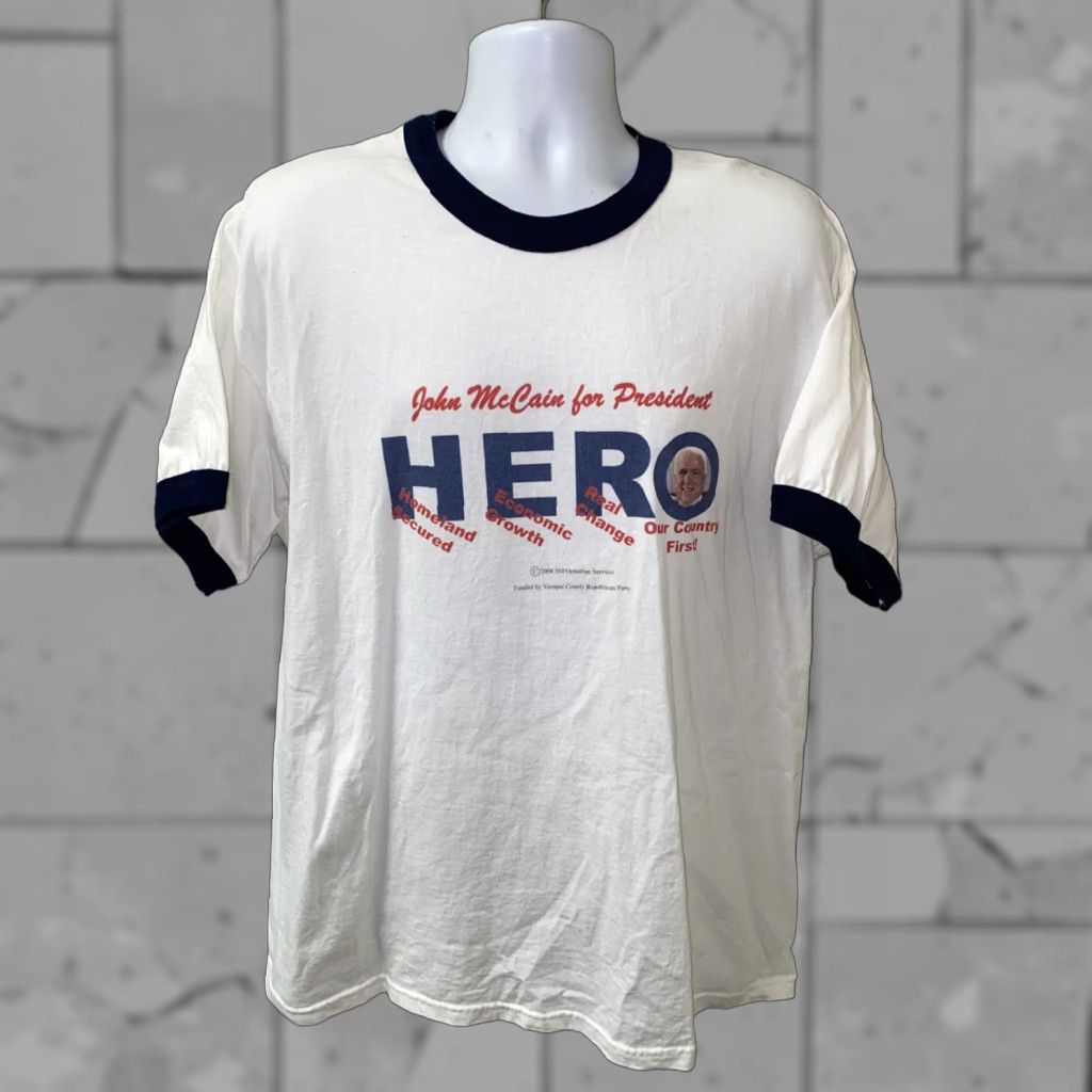 Gildan Gildan Mens White JOHN MCCAIN PRESIDENT HERO T-Shirt XL 2008 Election Mens Regular Short Sleeve Cotton Solid Pattern Hero Vintage? Wait. Size US XL / EU 56 / 4 - 1 Thumbnail