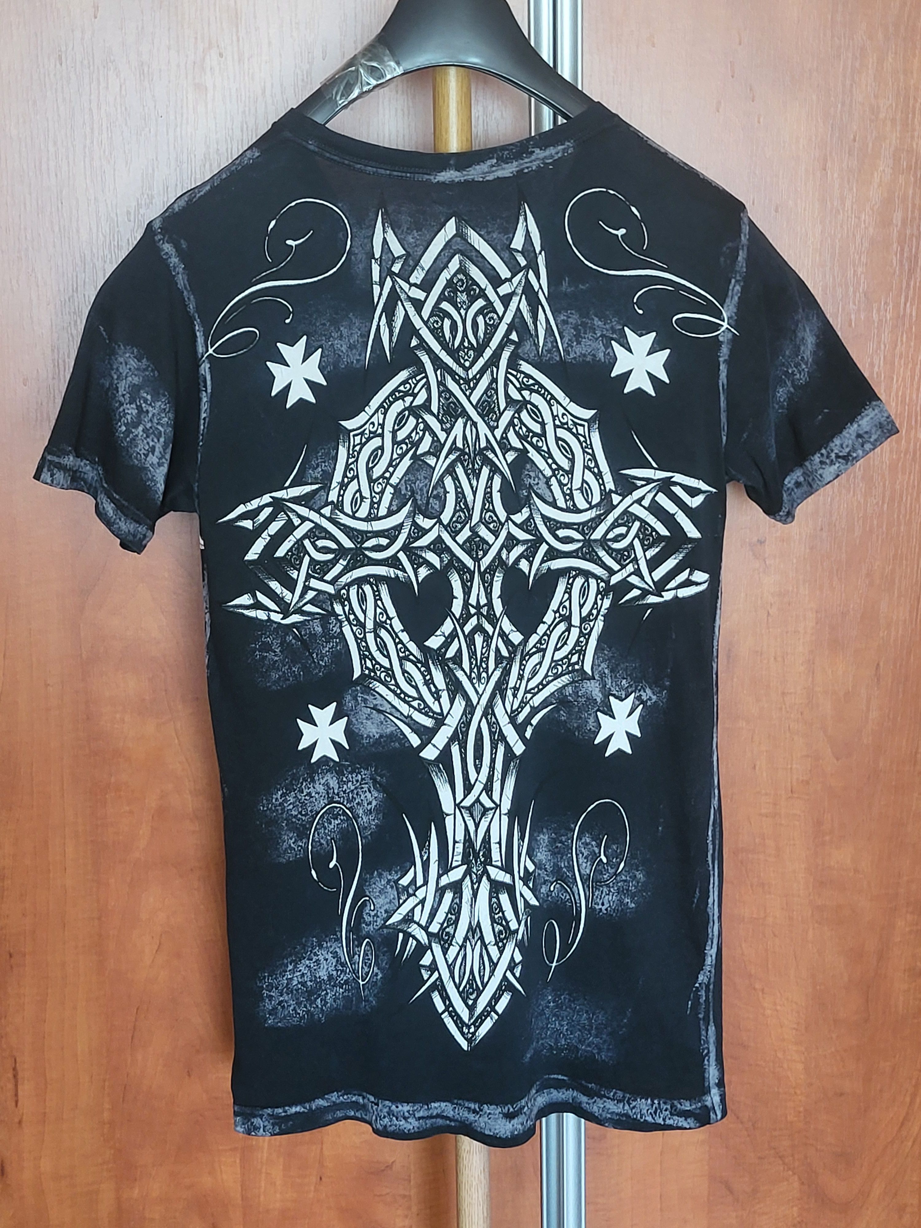 Raw State Vintage Y2K Raw State celt cross T-Shirt.Size S but fit M. Size US S / EU 44-46 / 1 - 5 Thumbnail
