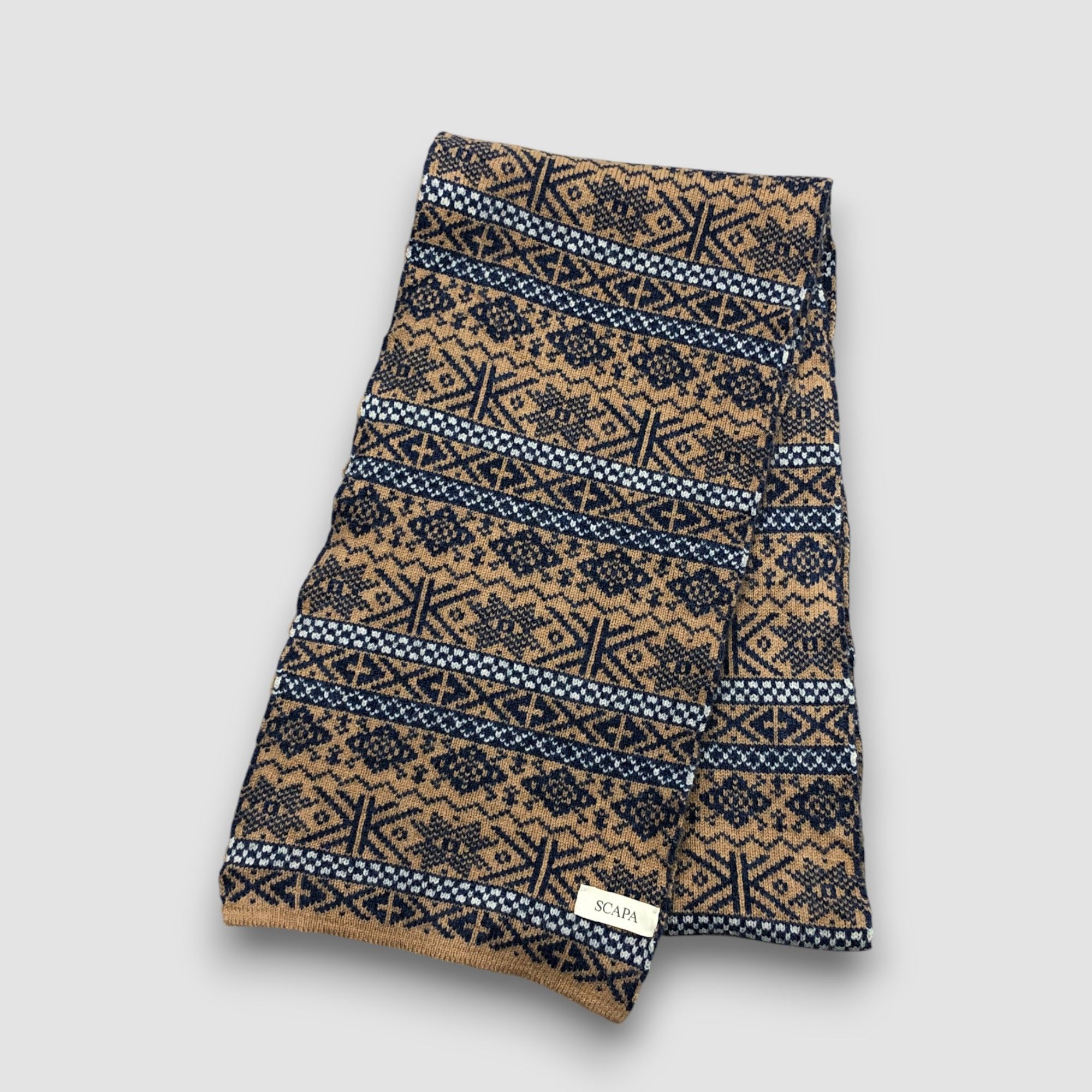 Scapa Sports Vintage Scapa Scarf Muffler Navajo Aztec Wool Scarves Size ONE SIZE - 3 Thumbnail