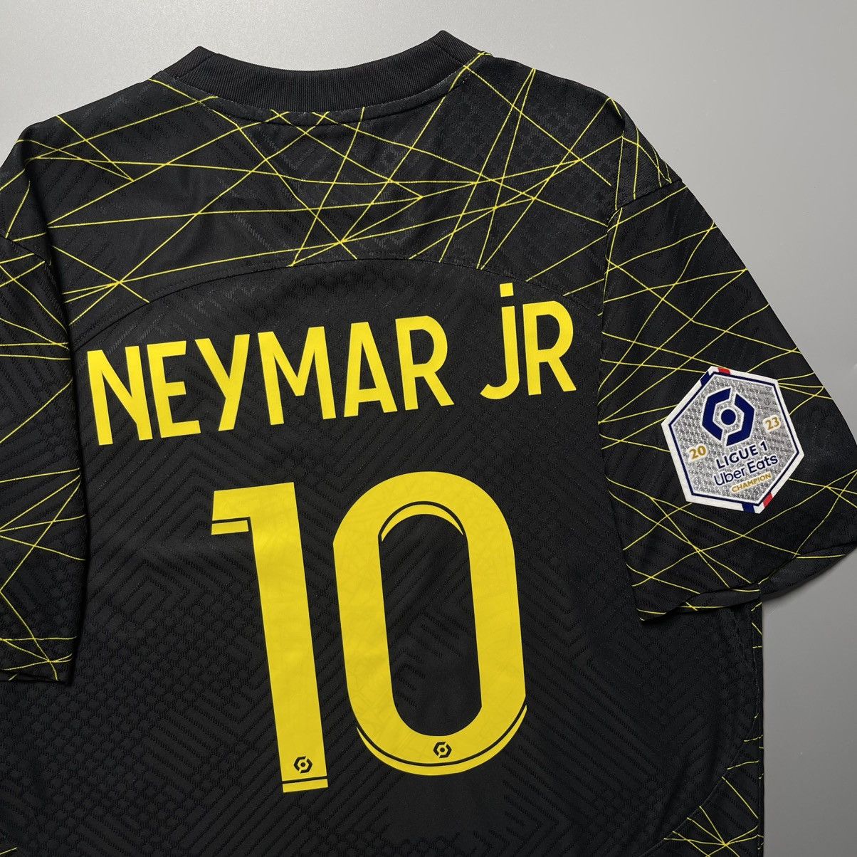 Nike PSG NIKE 2022/2023 FOOTBALL SOCCER FOURTH JERSEY #10 NEYMAR Size US M / EU 48-50 / 2 - 12 Thumbnail