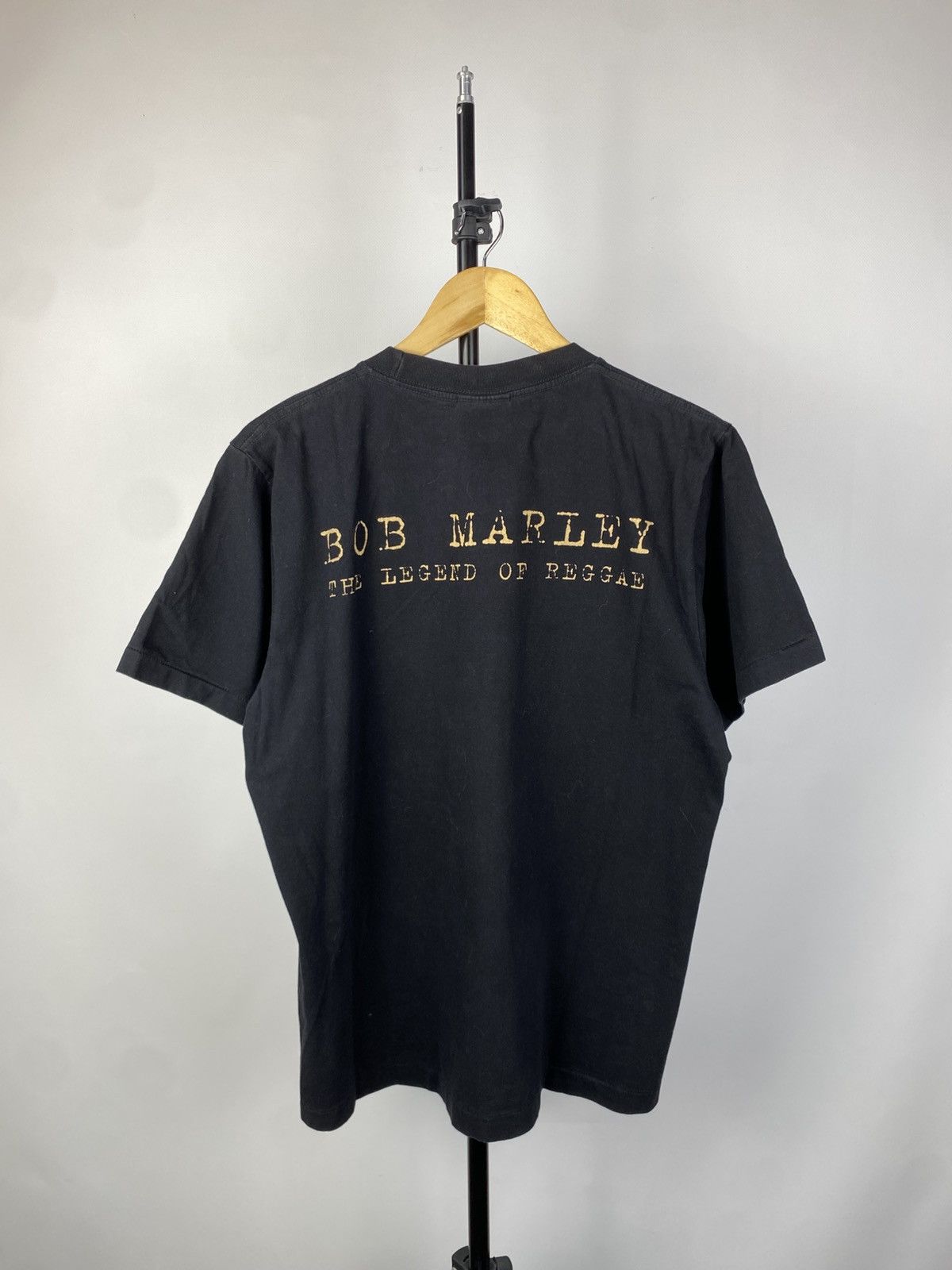 Band Tees × Bob Marley × Vintage Vintage 90s Bob Marley Legend Graphic Faded Usa CUBA T Shirt Size US L / EU 52-54 / 3 - 7 Thumbnail