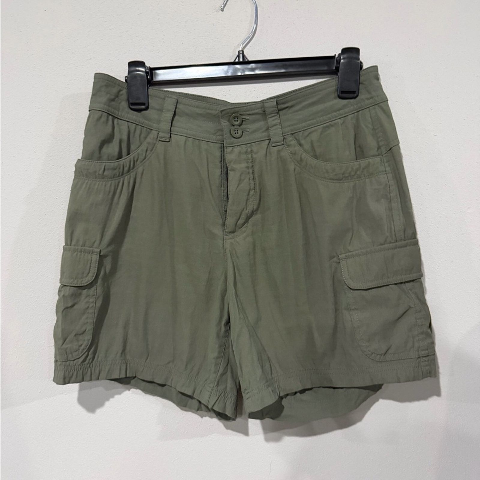 Eddie Bauer Eddie Bauer Travex Performance Hiking Cargo Shorts Size 6 Size 28" / US 6 / IT 42 - 1 Thumbnail