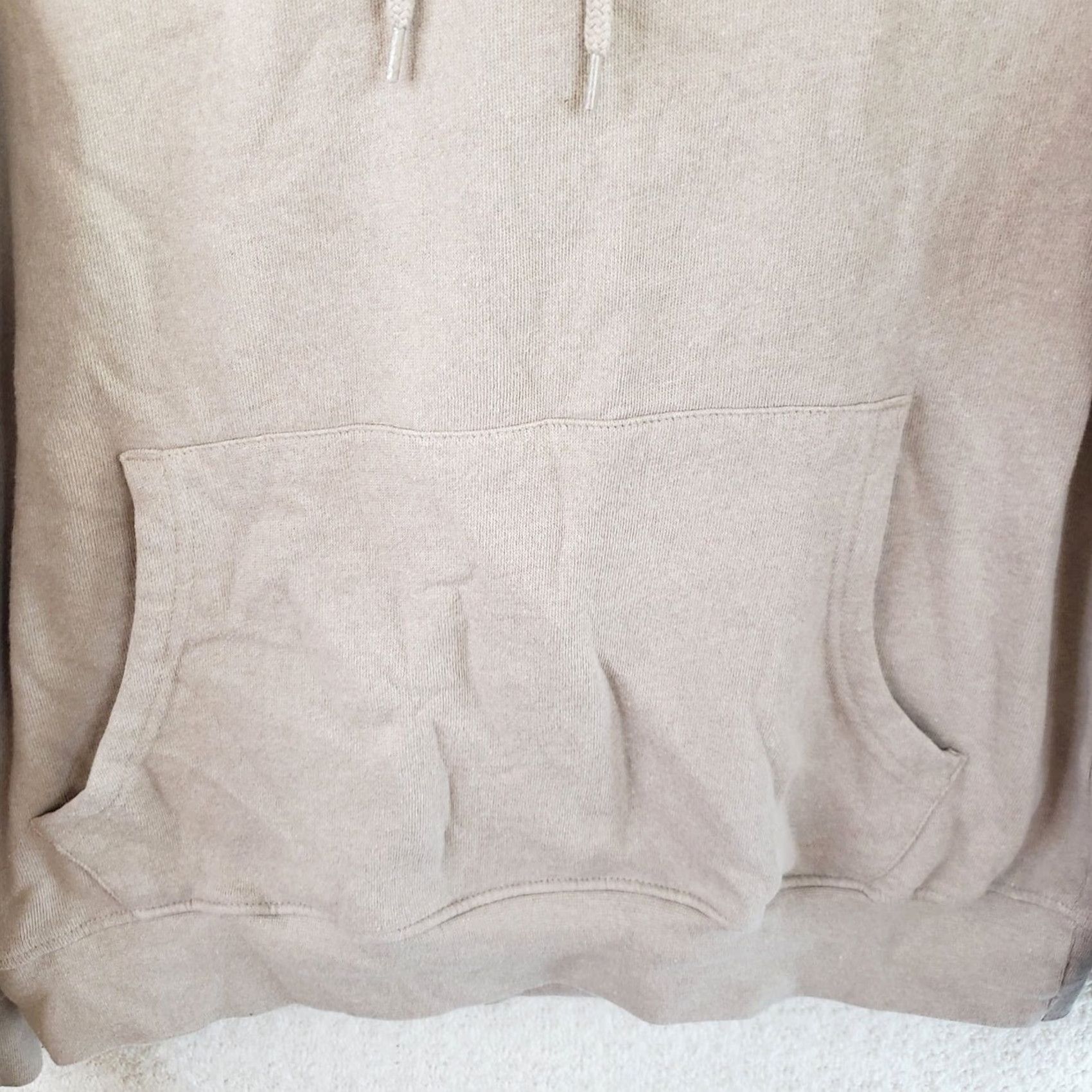 Vintage AC/DC Hoodie Sweatshirt Unisex M Beige Band Member Scene Back, Pockets Graphic Print Hoodie, AC/DC, Beige, M, Unisex Adults Size US M / EU 48-50 / 2 - 3 Thumbnail