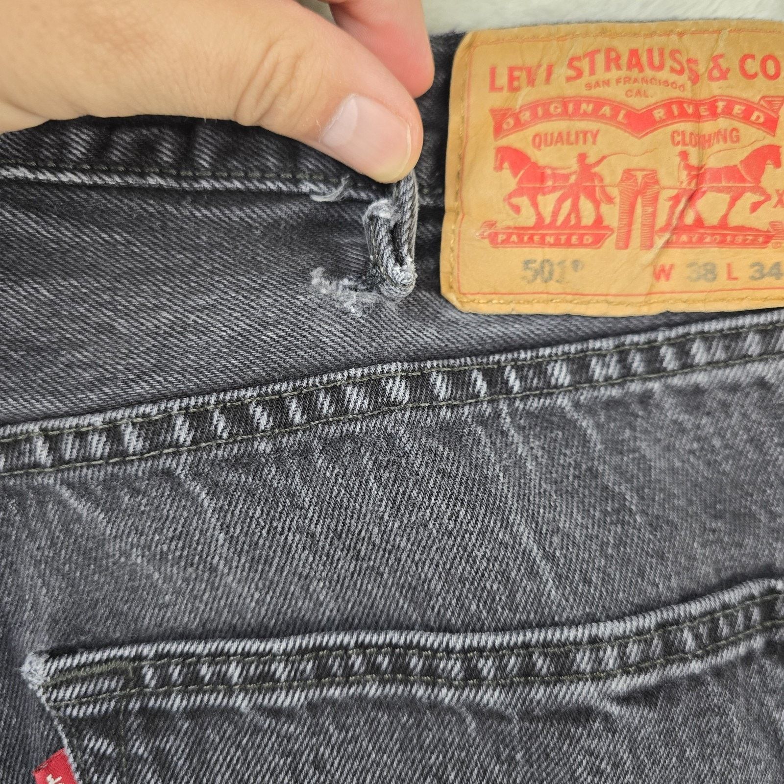 Levi's Levis 501 Mens Black Button Fly Jeans 38x31 Straight Leg Size US 38 / EU 54 - 9 Thumbnail