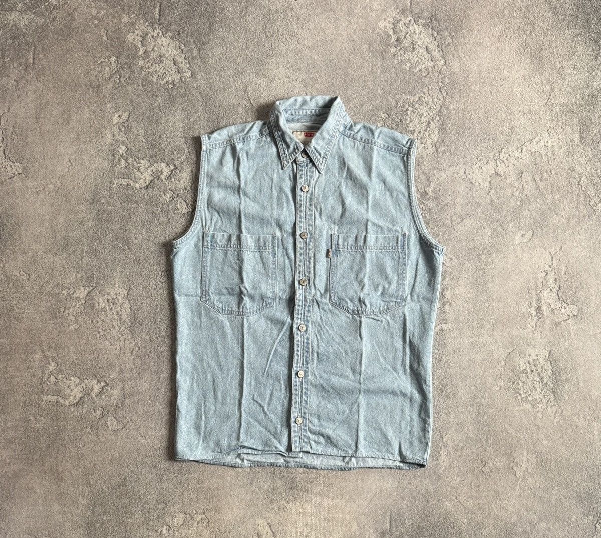 Levi's Levi’s S size denim button up shirt vest sleeveless vintage Size US S / EU 44-46 / 1 - 7 Thumbnail