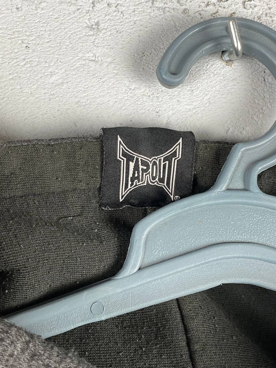 Tapout Vintage TapOut Y2K Grunt Grunge Tap Out Hoodie Sweat Size US XL / EU 56 / 4 - 5 Thumbnail