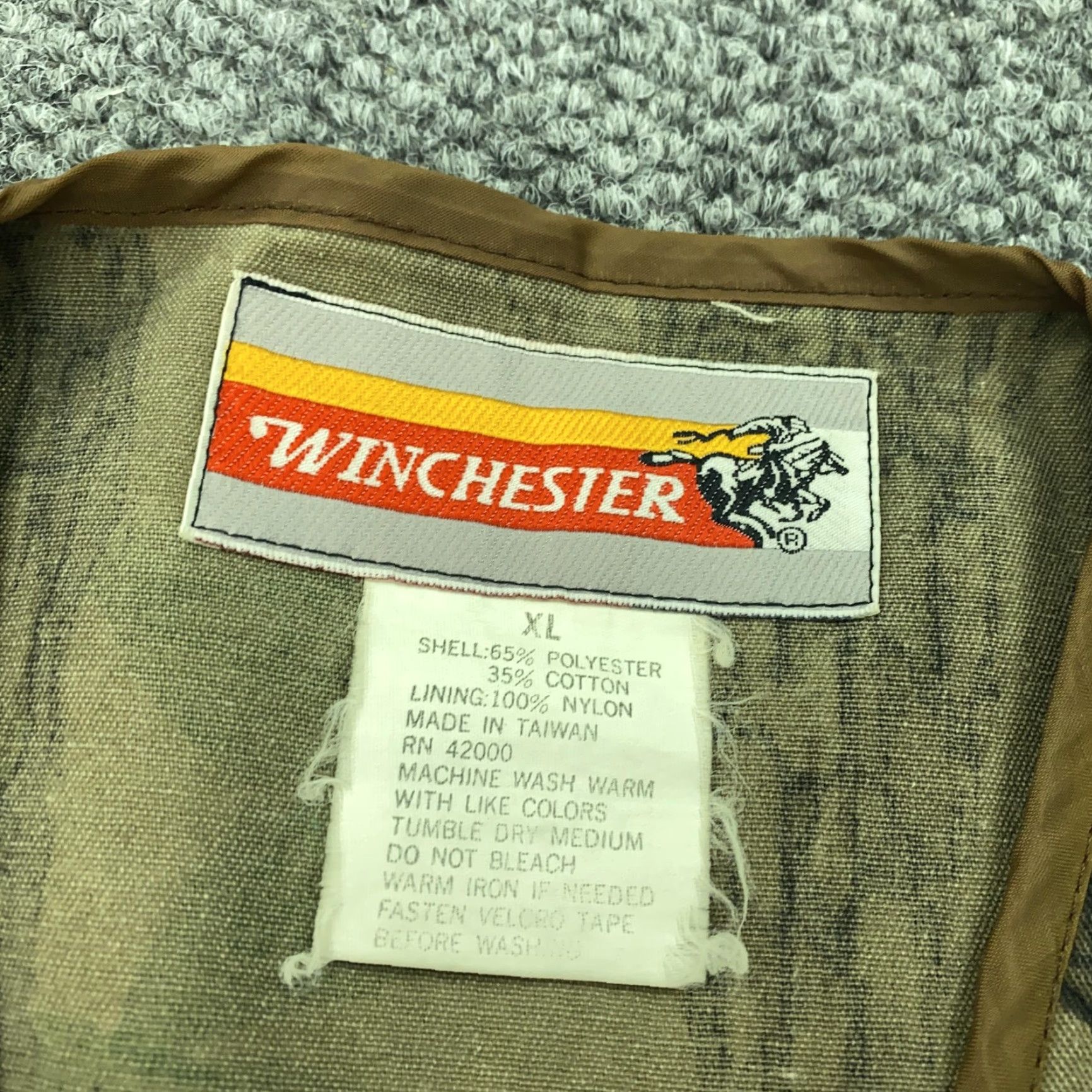 Vintage VINTAGE Winchester Vest Mens XL Camouflage Pocket Hunting Quilted Zip Military Outdoors 80s Mens Size US XL / EU 56 / 4 - 2 Thumbnail