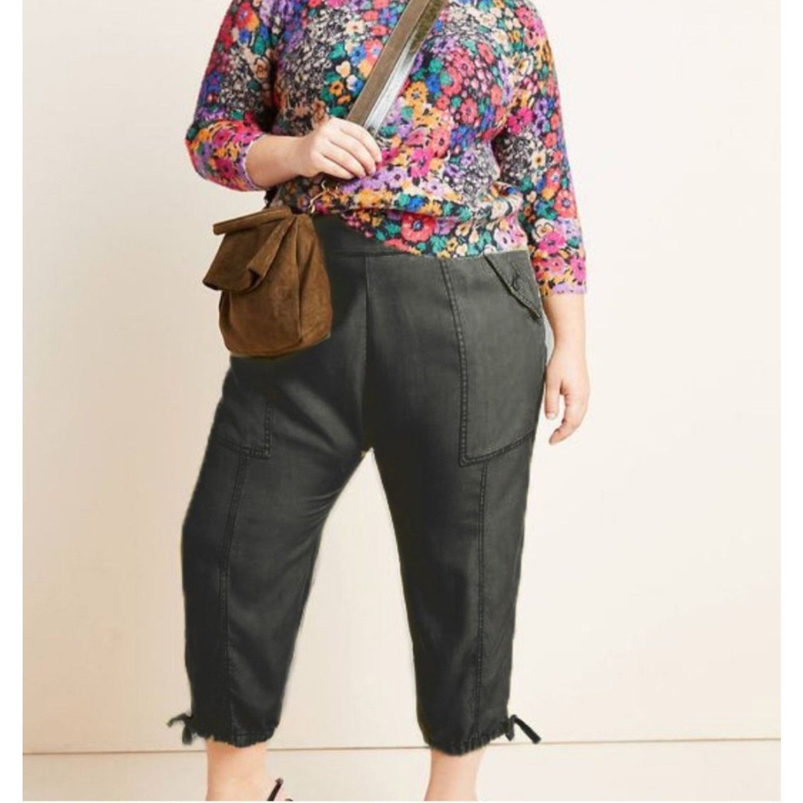 Anthropologie Anthropologie Cargo Harem Pants Lyocell Jogger Cropped 16W Size 40" / US 18 - 3 Thumbnail