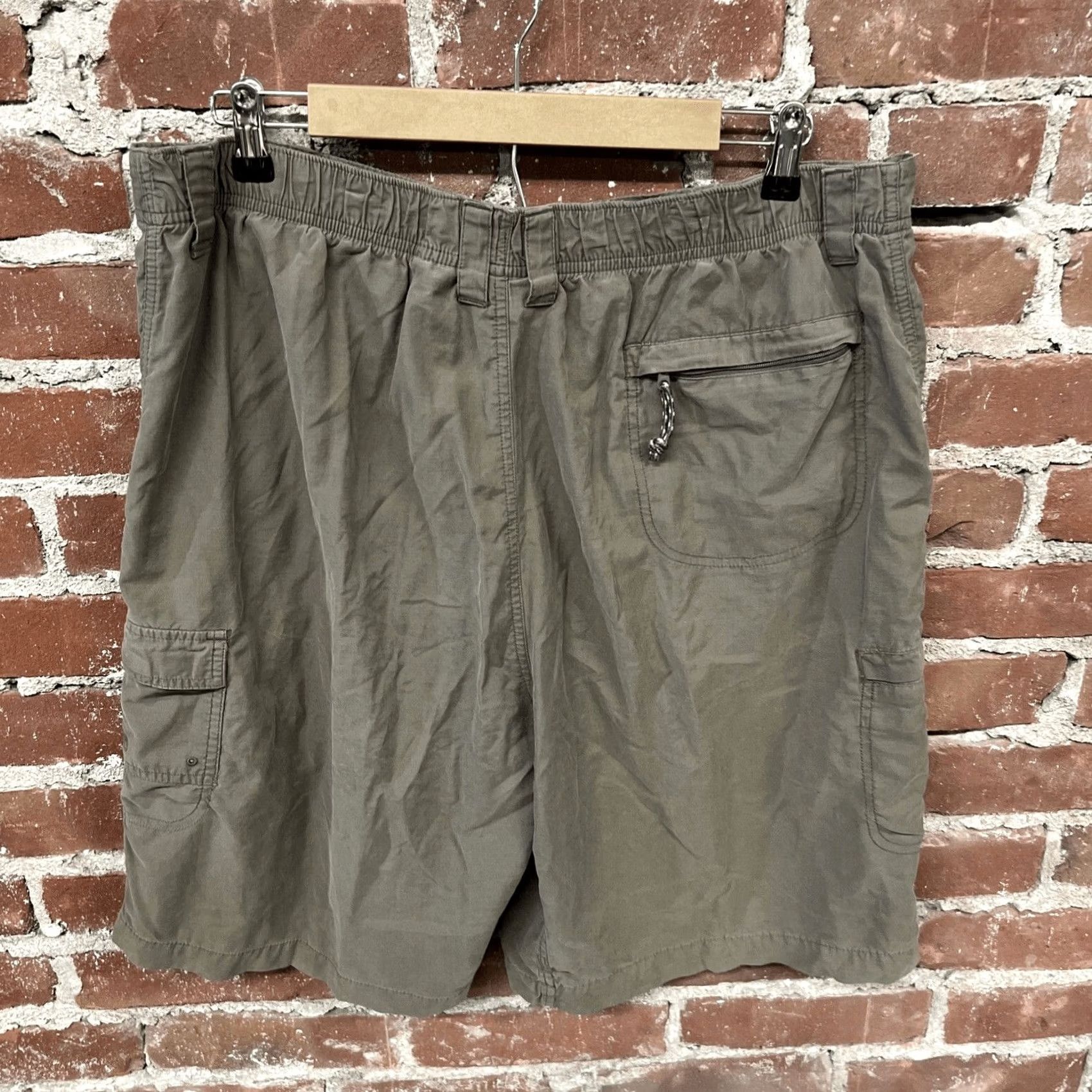 Vintage Columbia Shorts Mens Size 38 Nylon Polyester Cotton Blend Cargo Outdoor Tan Size US 38 / EU 54 - 3 Thumbnail