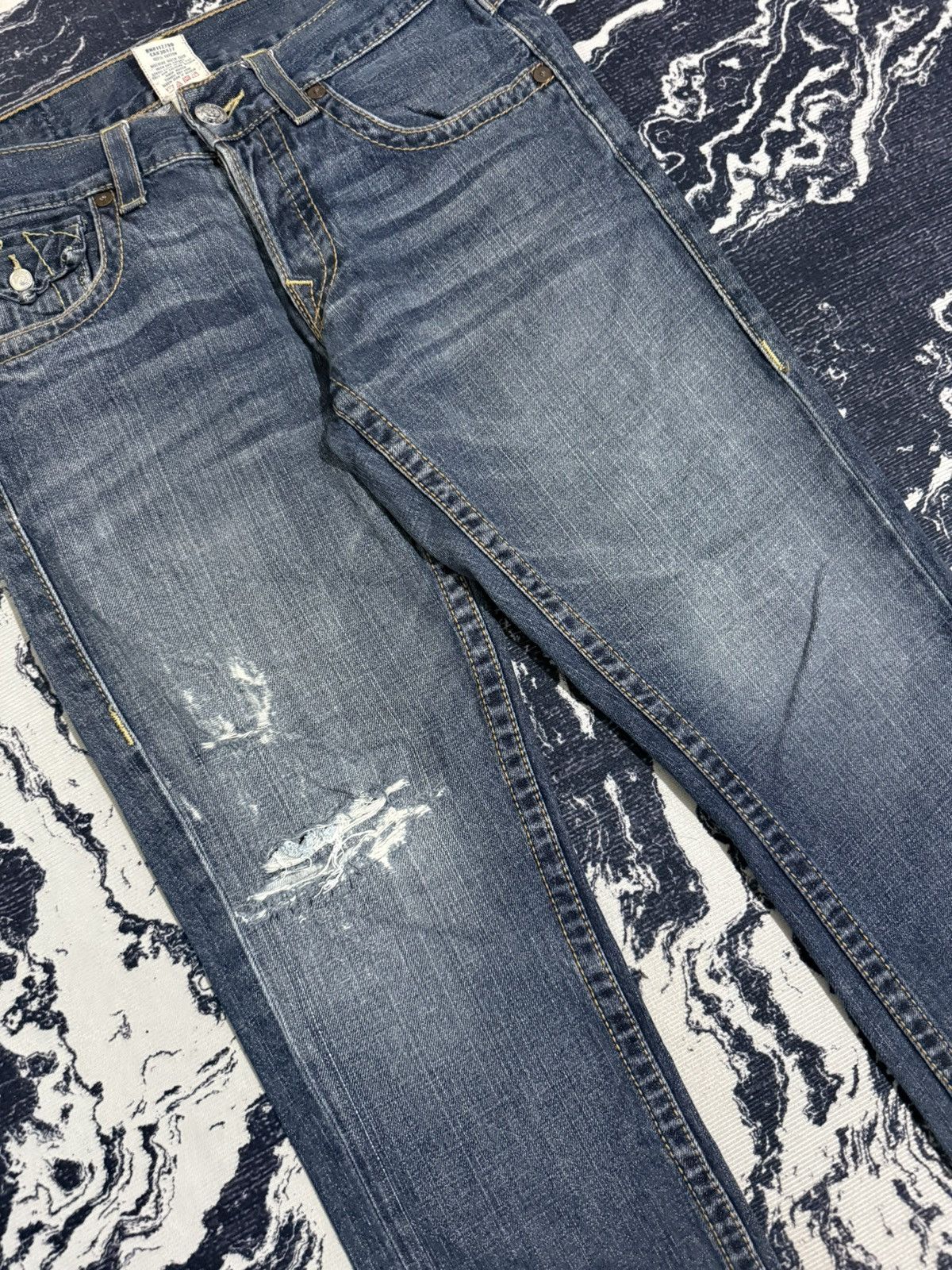 True Religion True religion world tour section slim jeans Size US 29 - 8 Thumbnail