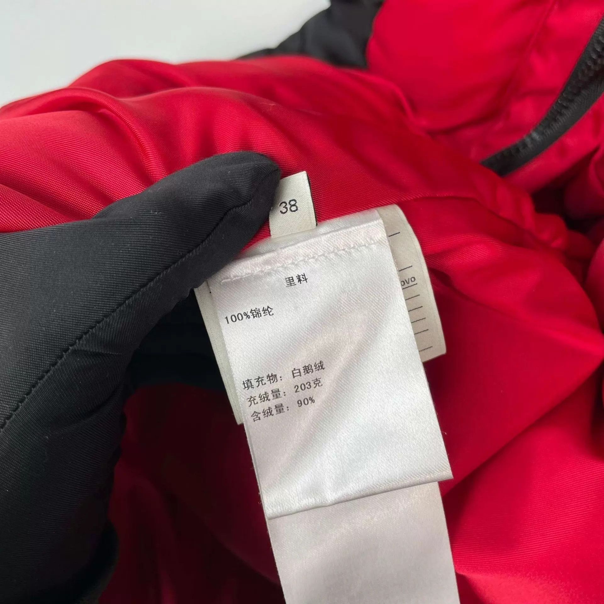 Gucci Gucci Black Down Coat 38 Size XS / US 0-2 / IT 36-38 - 4 Thumbnail