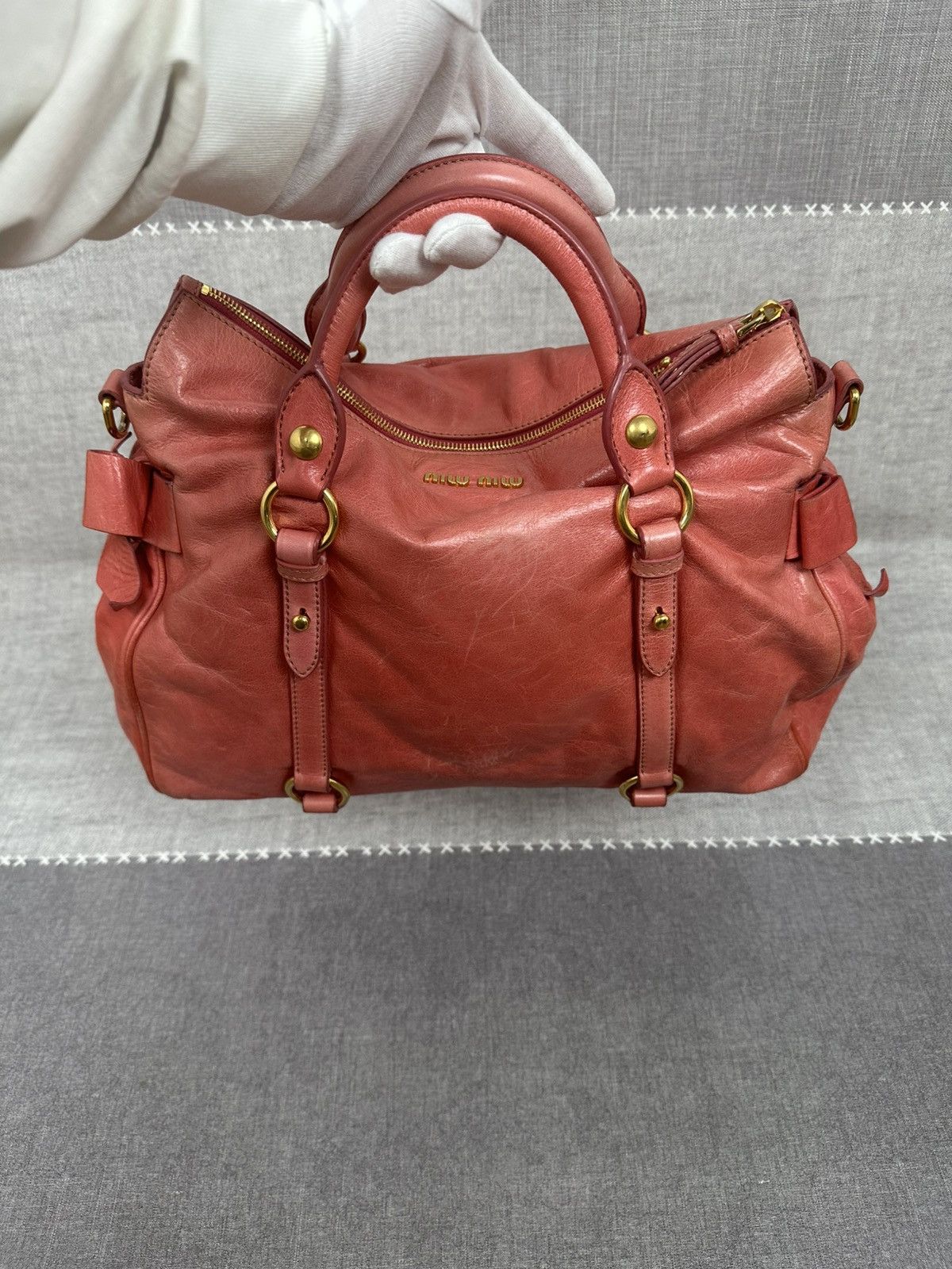 Miu Miu Miu Miu Vitello Lux Bow Bag — Coral Pink Leather — Size 26 Size ONE SIZE - 25 Thumbnail