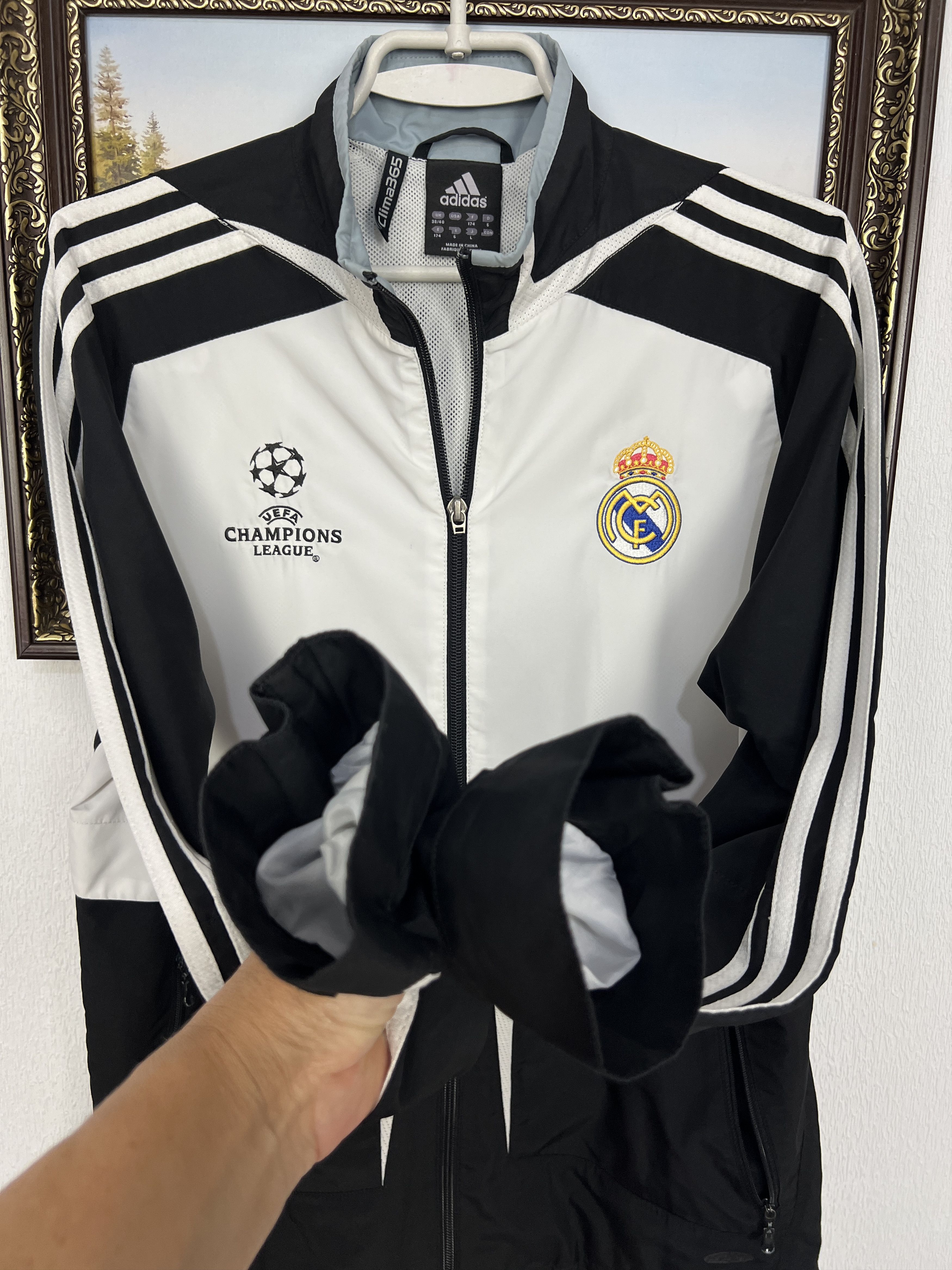 Adidas Vintage Adidas Real Madrid Football Jacket Soccer Train Size US M / EU 48-50 / 2 - 7 Thumbnail