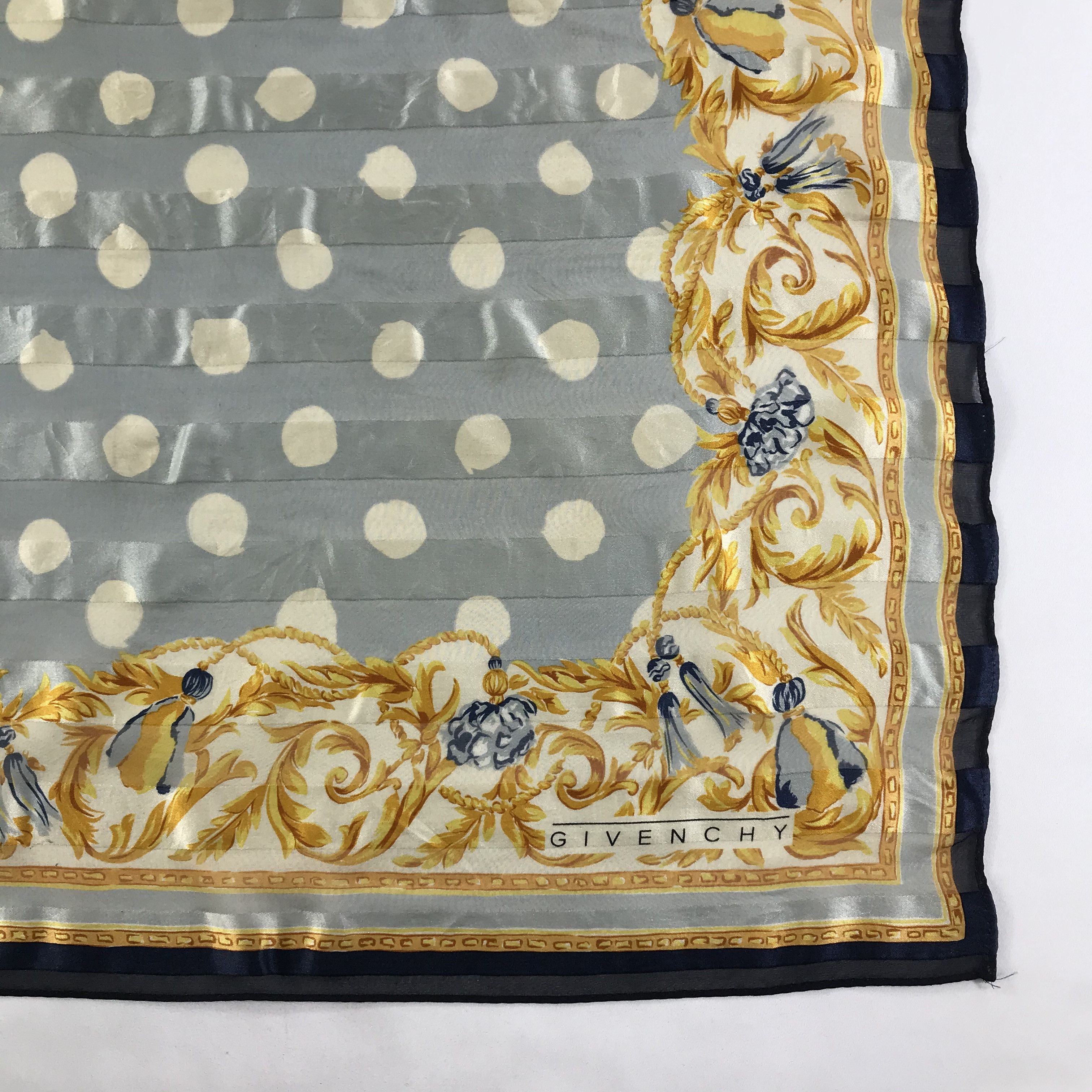 Vintage Vintage Givenchy Silk Scarf Size ONE SIZE - 4 Thumbnail