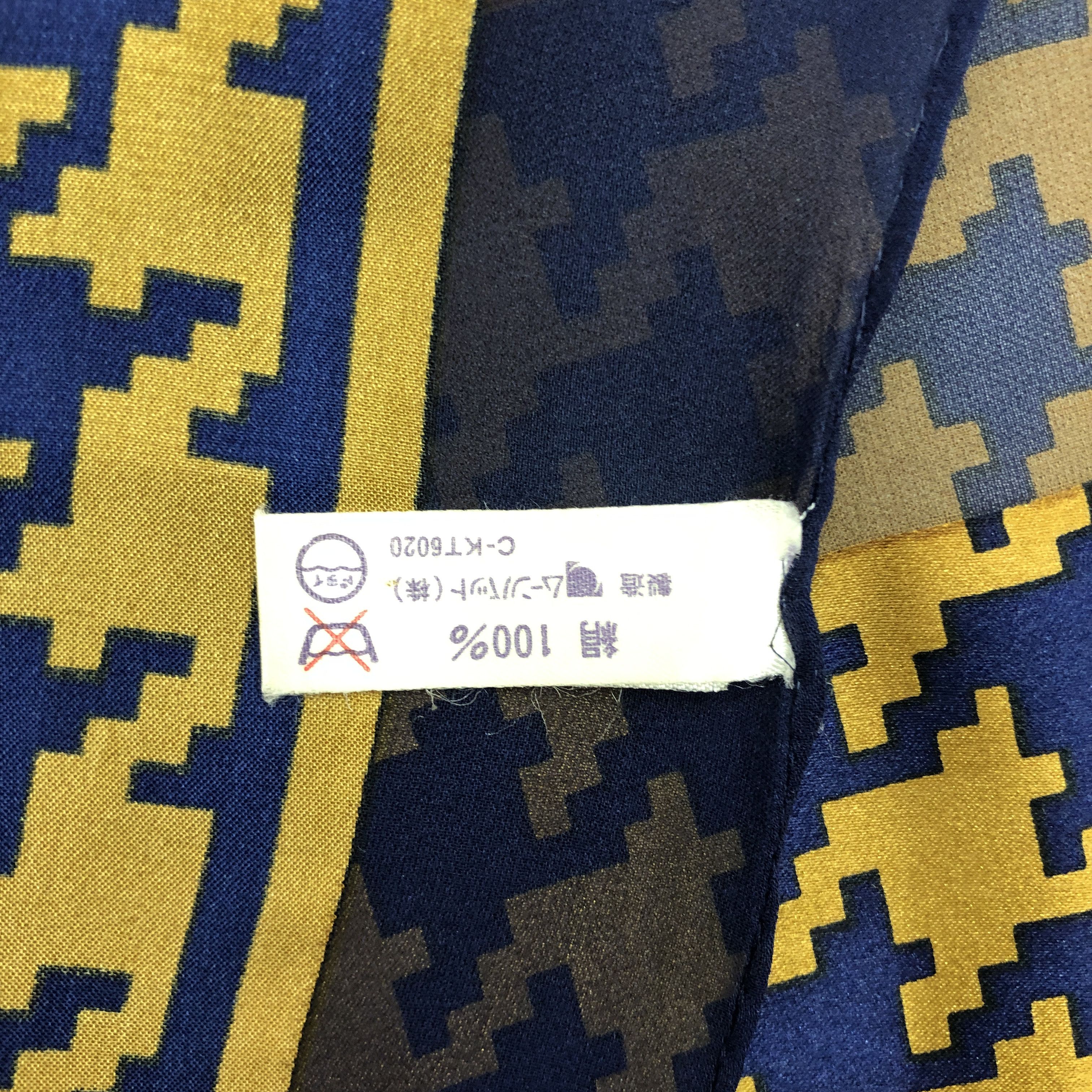 Japanese Brand Vintage Jun Ashida SILK Scarf Twill Stole Wraps Scarves Size ONE SIZE - 8 Thumbnail