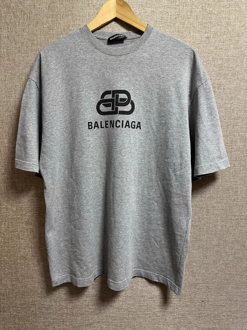 Balenciaga Balenciaga Lock and Key Logo Short Sleeve T-Shirt Size US XXS / EU 40 - 1 Thumbnail
