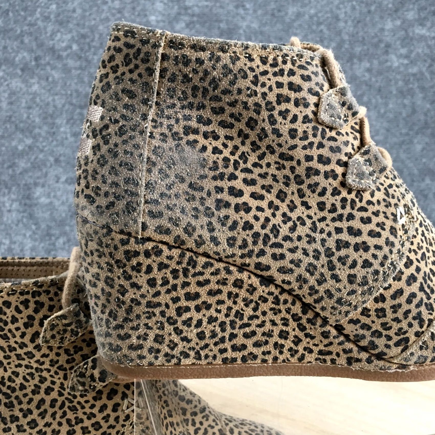Toms Toms Kala Desert Lace Up Wedge Ankle Bootie Boots Brown Suede Womens 7 Leather Upper Suede Shaft Ankle Bootie Size US 7 / IT 37 - 5 Thumbnail