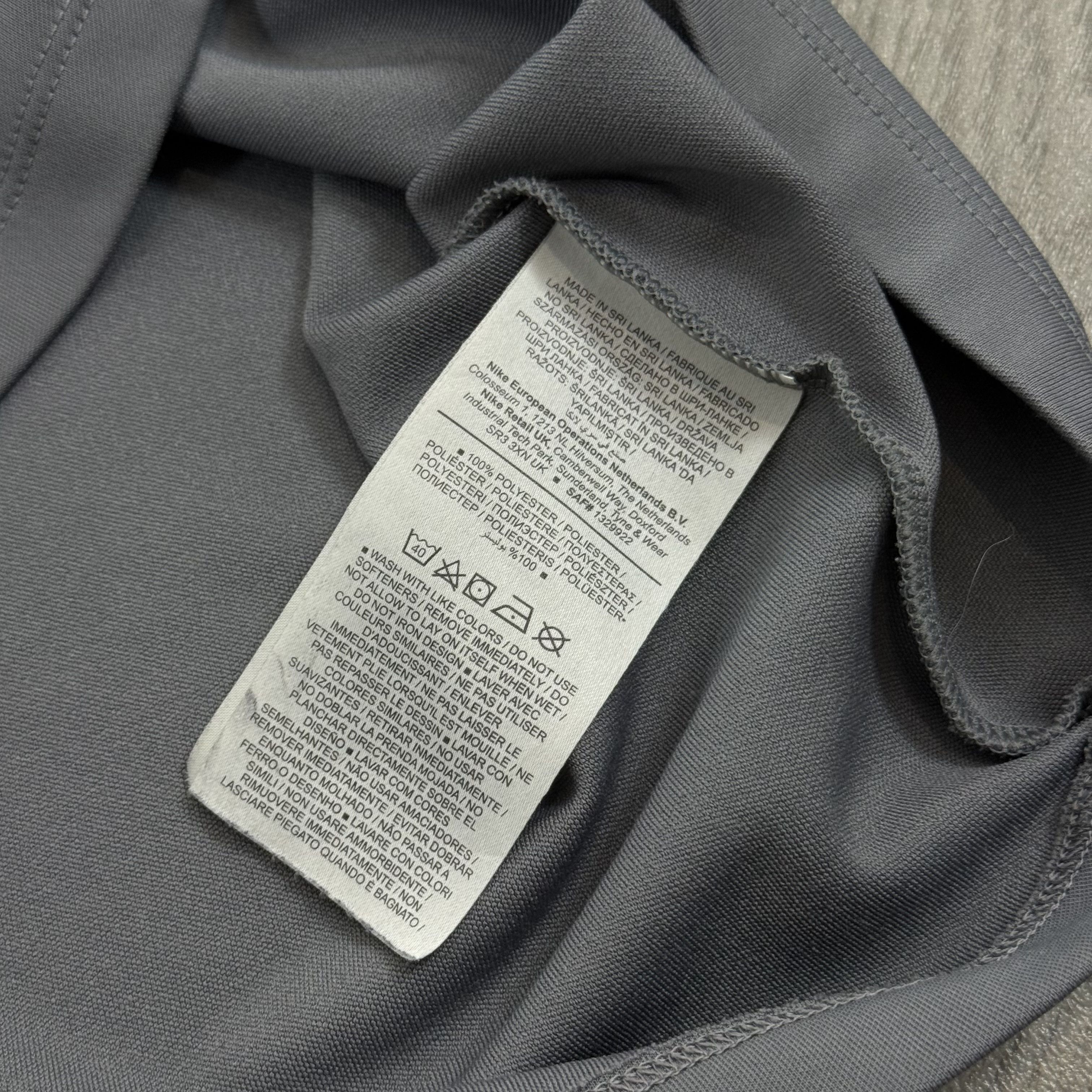 Nike Nike Dri-Fit Compression Long Sleeve Rashguard Tee Shirt Size US S / EU 44-46 / 1 - 11 Thumbnail