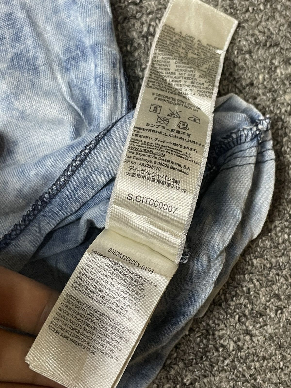 Diesel × Japanese Brand × Vintage DIESEL INDUSTRY Distressed Bleach Tie-dye Tshirt (115$ Size US M / EU 48-50 / 2 - 8 Thumbnail