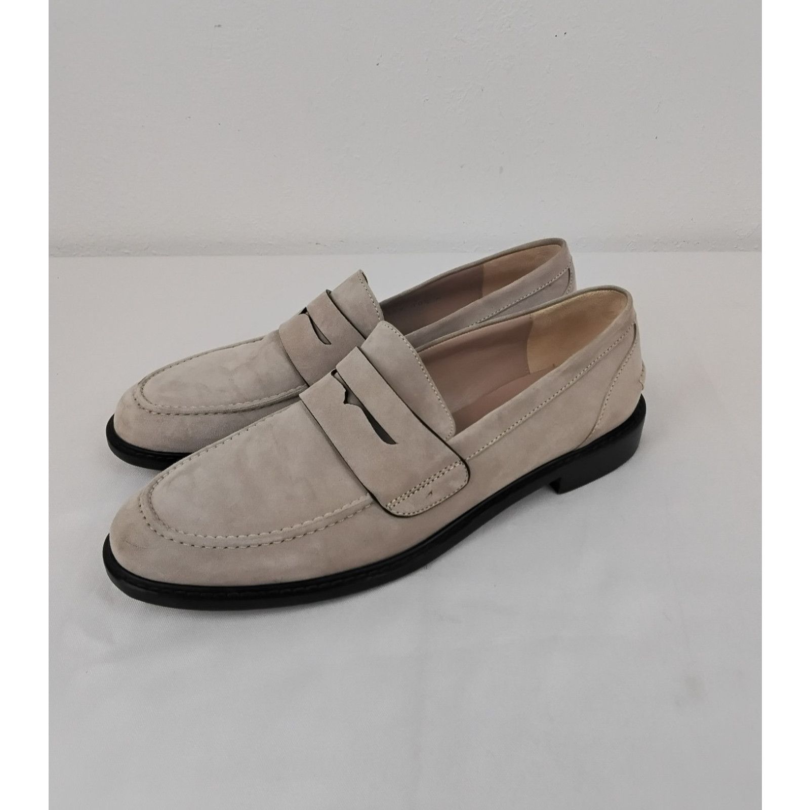 Stuart Weitzman Stuart Weitzman Suede Loafers Women's 10.5M Gray Slip On Size US 10.5 / IT 40.5 - 4 Thumbnail
