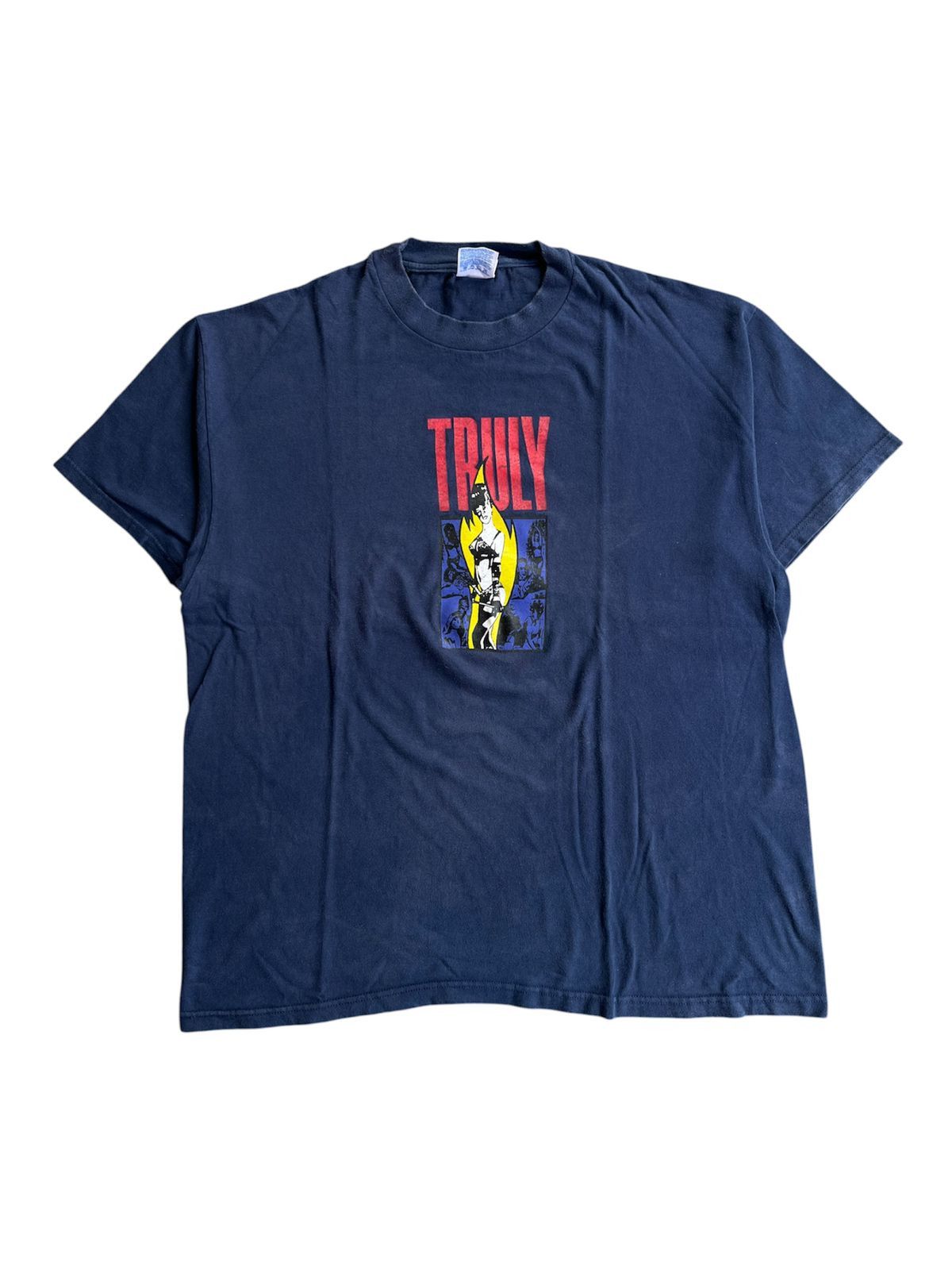 Band Tees 90s Truly Tshirt Size US XL / EU 56 / 4 - 1 Thumbnail