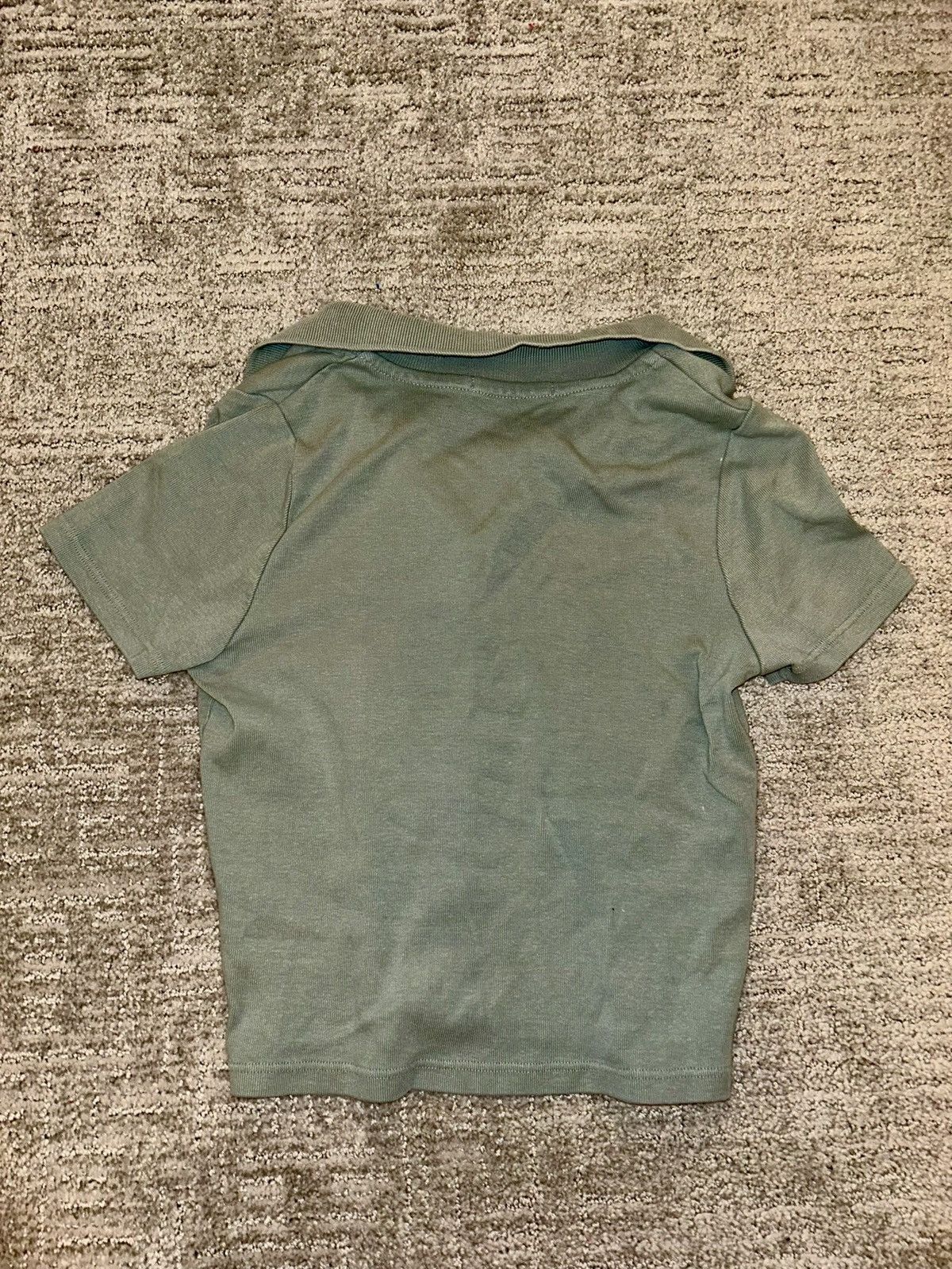Brandy Melville Brandy melville green collared cropped tee with buttons Size ONE SIZE - 3 Thumbnail