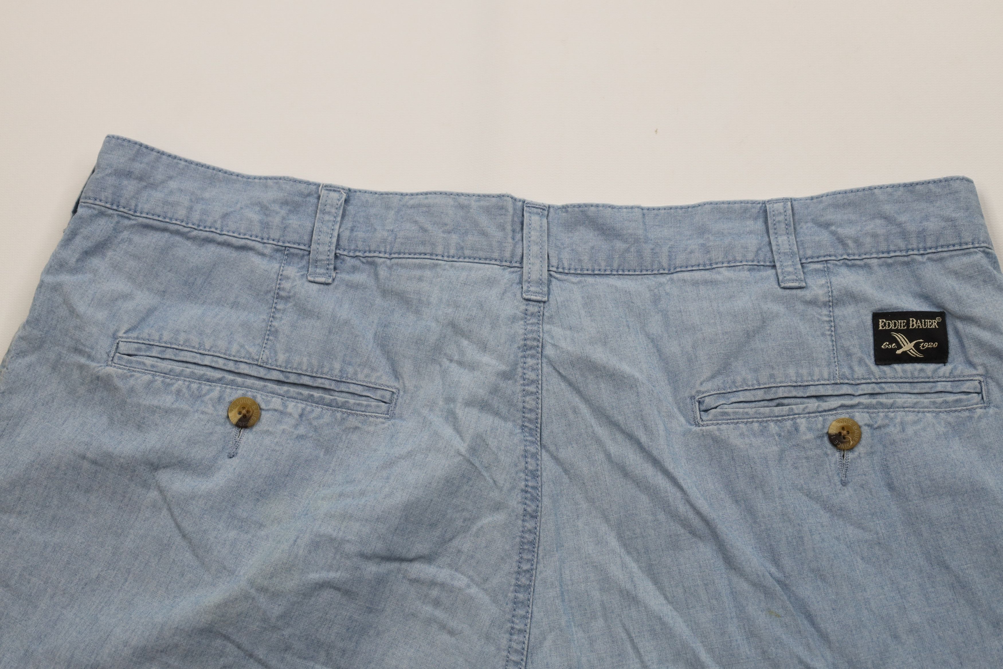 Eddie Bauer Vintage 90s Eddie Bauer Chambray Above Knee Chino Shorts Size US 38 / EU 54 - 8 Thumbnail