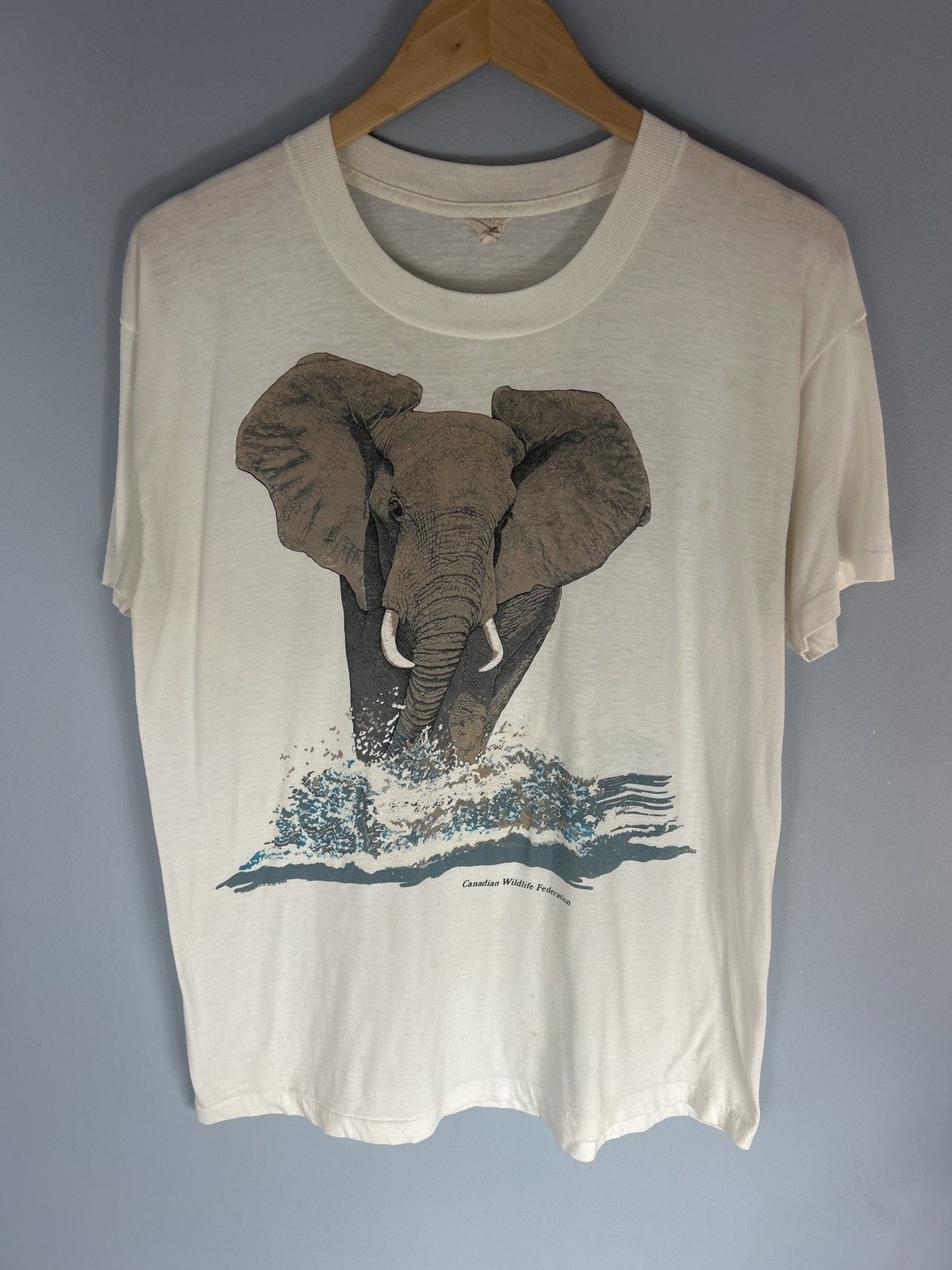 Vintage Vintage 1988 Elephant Canadian Wildlife Federation Tee Size US L / EU 52-54 / 3 - 1 Thumbnail