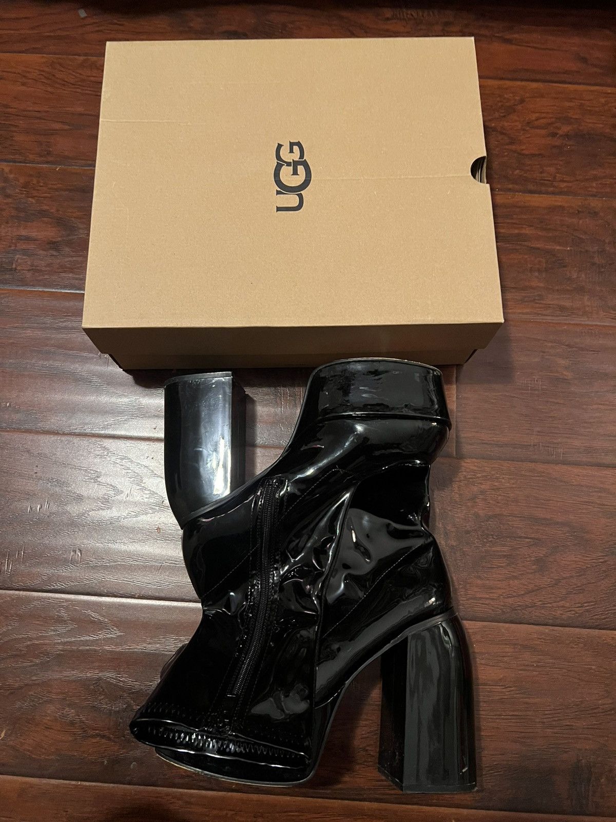 Asos Stylish ASOS platform heel boots in glossy black patent Size US 10 / IT 40 - 4 Thumbnail