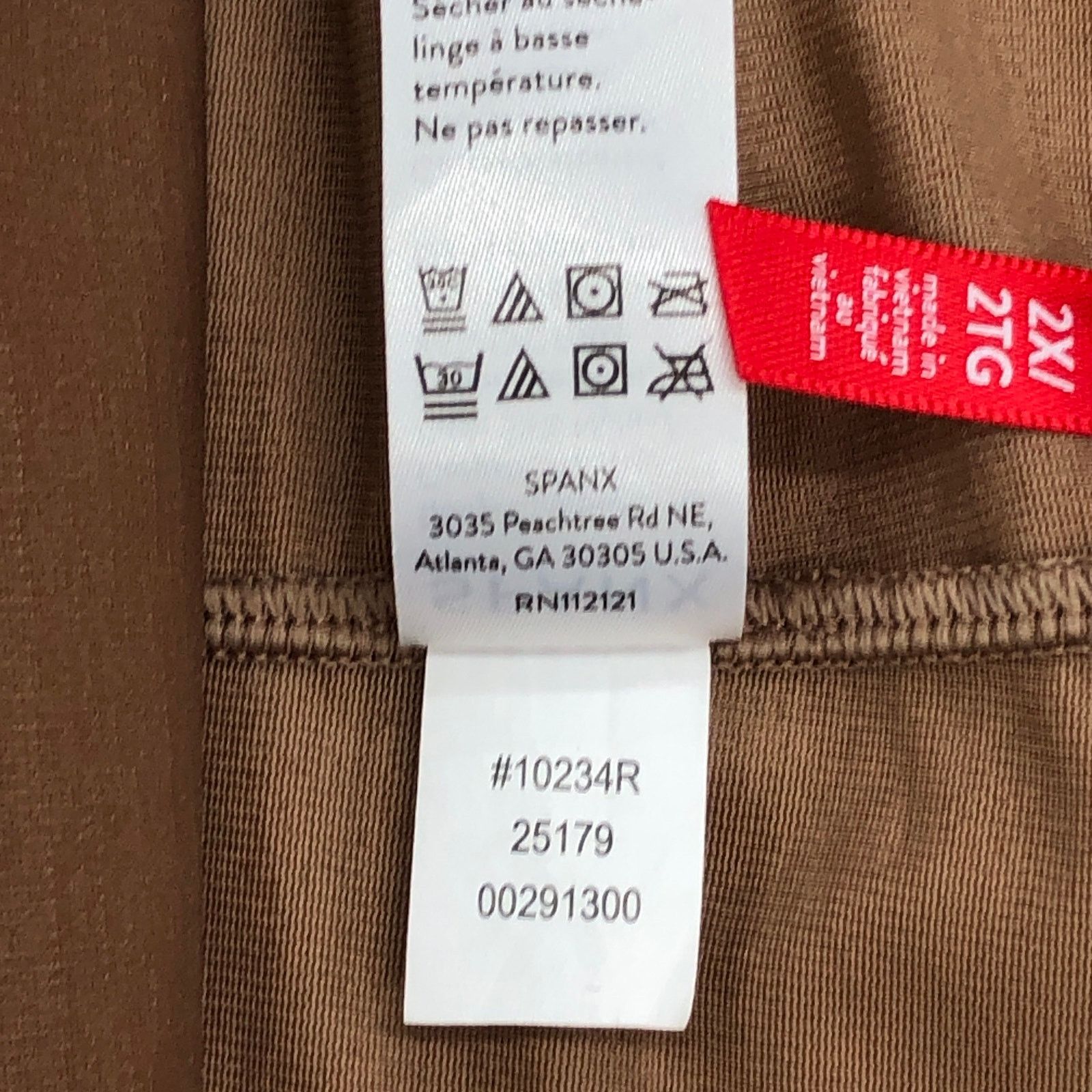Spanx Spanx Size 2X Shorts Shapewear Invisible Mid Thigh Medium Size 33" - 18 Thumbnail