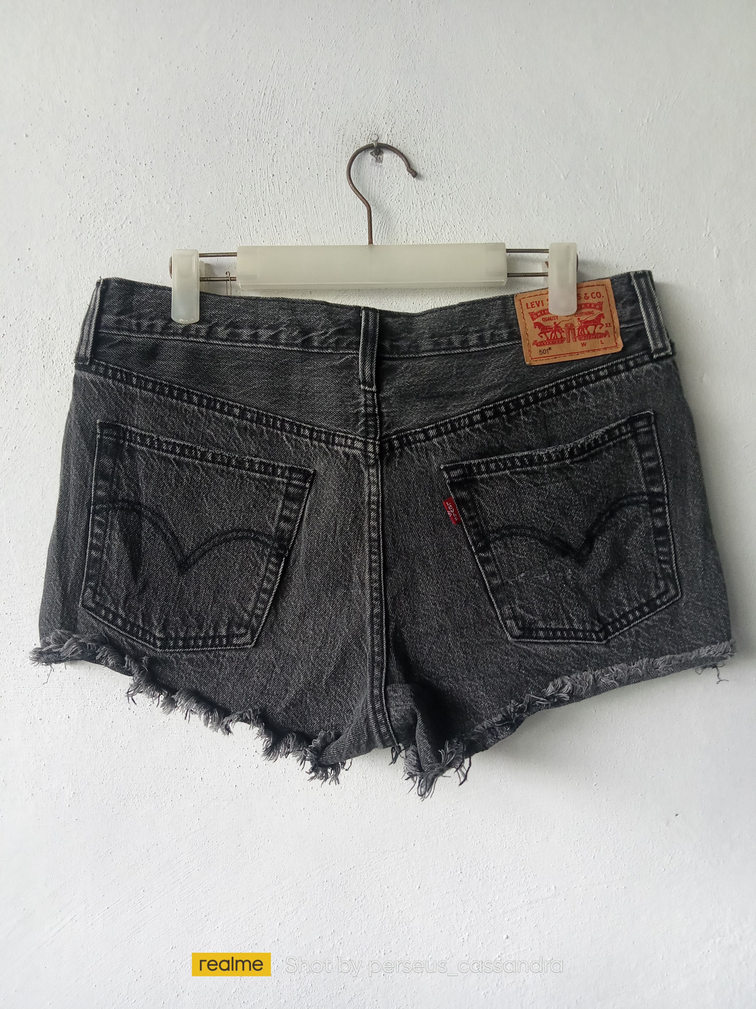 Levi's Levis Distressed Cut Off Short Denim Jeans Size 32" / US 10 / IT 46 - 4 Thumbnail