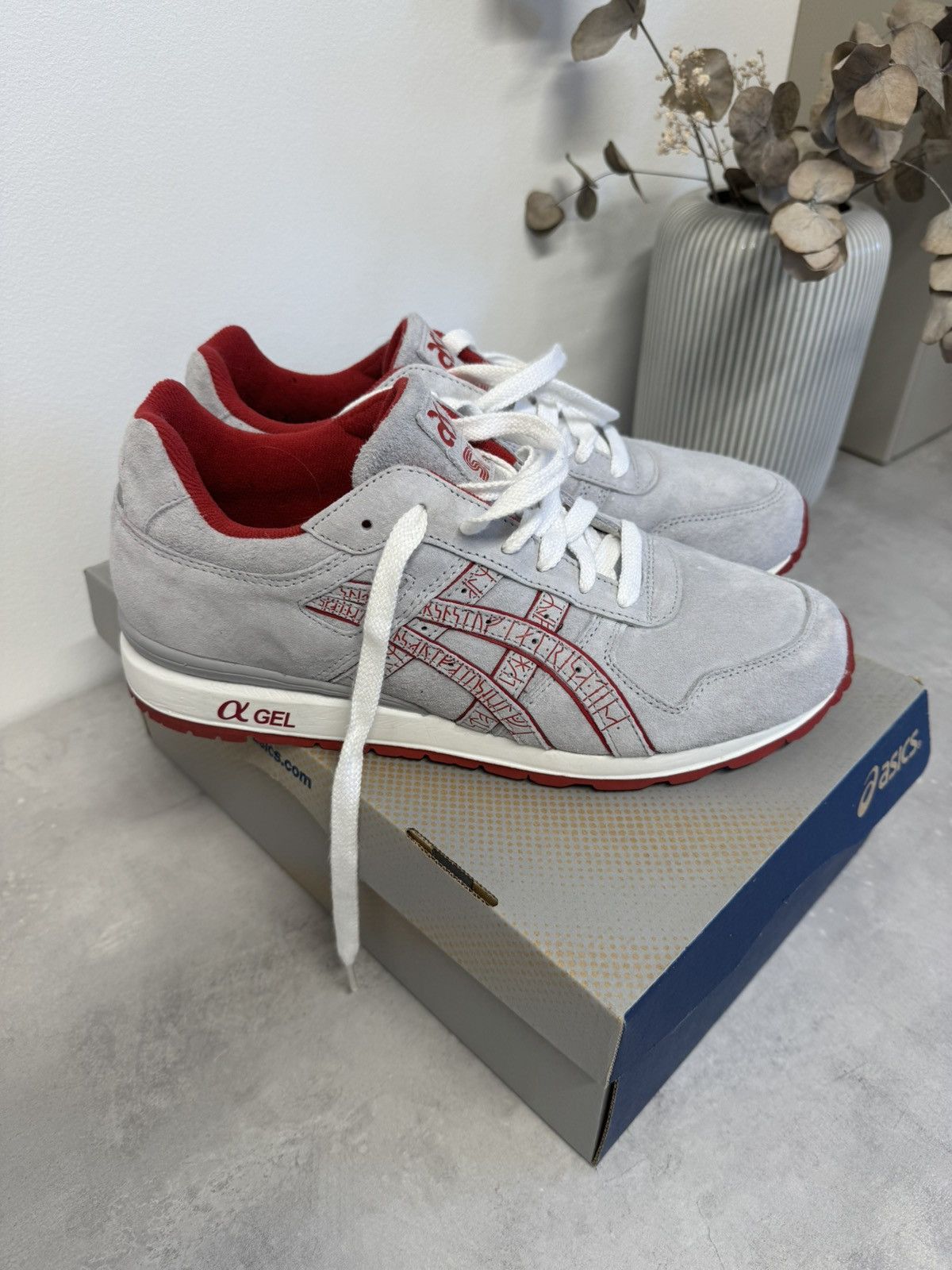 Asics × Sneakersnstuff Asics GT-2 Sneakersnstuff Size US 10 / EU 43 - 1 Thumbnail
