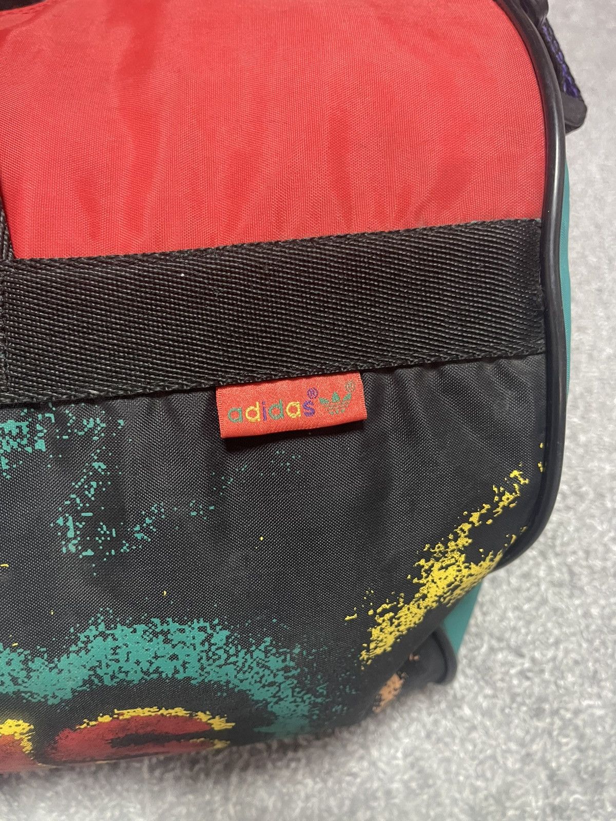 Adidas Adidas Retro 80-90 Rare Duffle Bag Size ONE SIZE - 5 Thumbnail