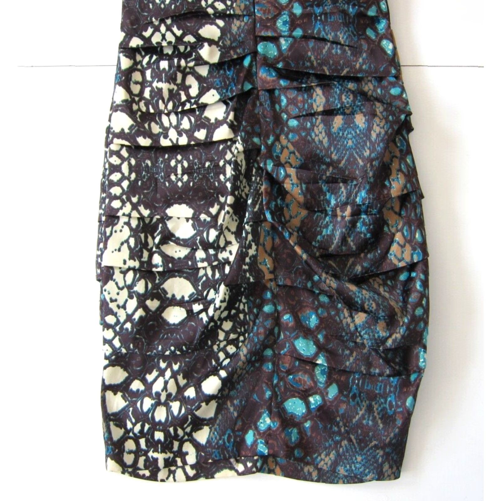 Vintage Signature Sangria Dress Snake Print Sheath Brown 4 V-Neck Cap Sleeves Ruched Empire Knee Length Satin Women Size S / US 4 / IT 40 - 7 Thumbnail