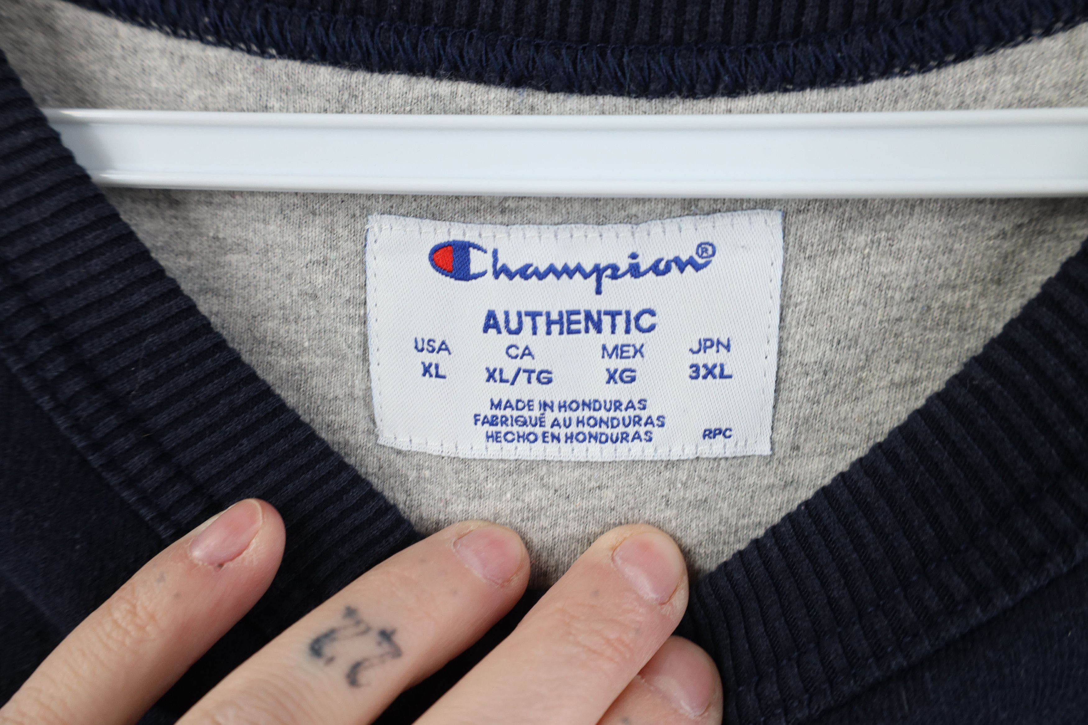Champion Vintage Y2K Champion Monochrome Crewneck Sweatshirt Size US XL / EU 56 / 4 - 9 Thumbnail