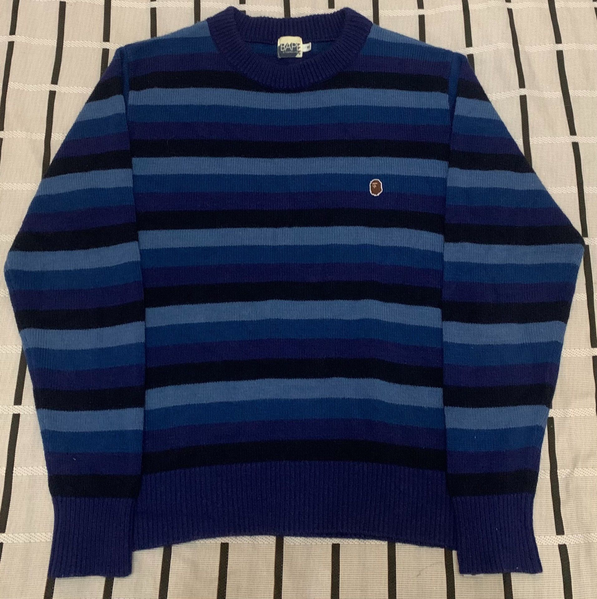 Bape Bape Retro Striped Sweater S Men Size US S / EU 44-46 / 1 - 1 Thumbnail