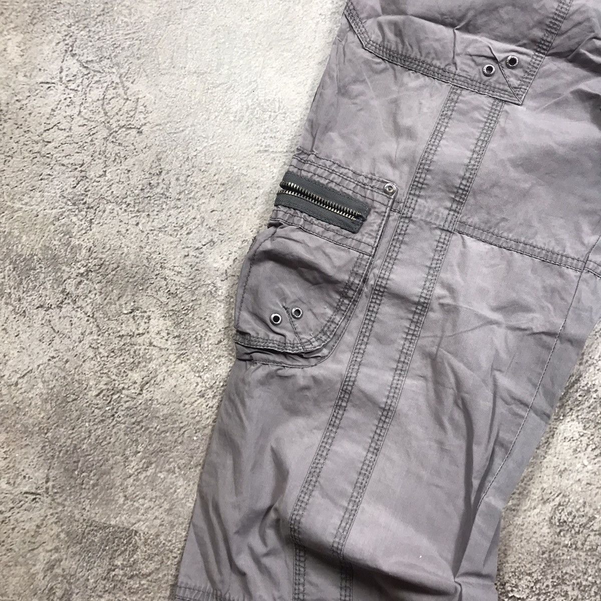 Vintage Vintage Y2K Baggy Cargo Pants Distressed Tactical Streetwear Size 28" / US 6 / IT 42 - 3 Thumbnail