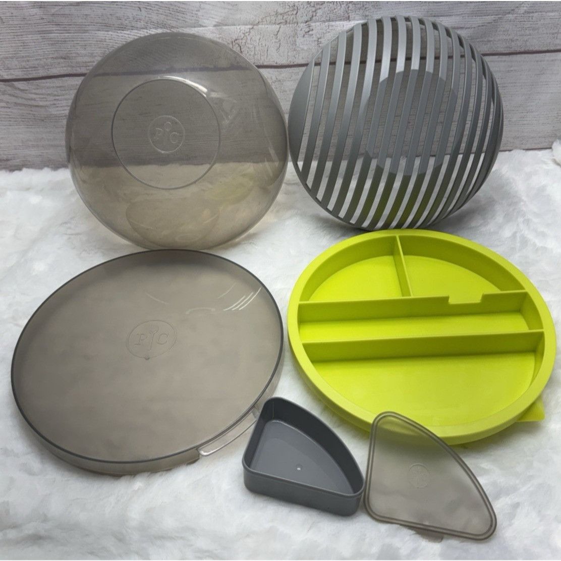 Other PAMPERED CHEF Salad Cutting Bowl Item #100086 Retired Disco Size ONE SIZE - 11 Thumbnail