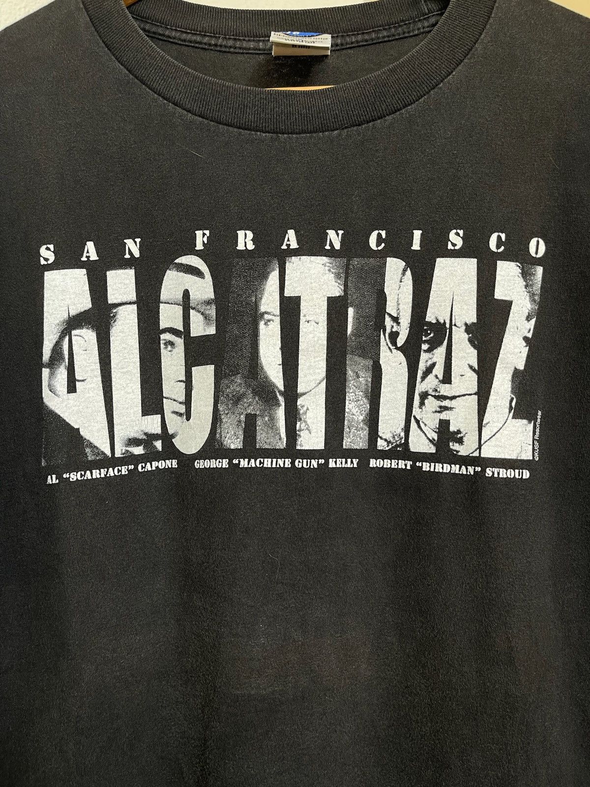 Vintage Vintage 90s The Rock Alcatraz Al Capone Movie Promo Tee Size US L / EU 52-54 / 3 - 2 Thumbnail