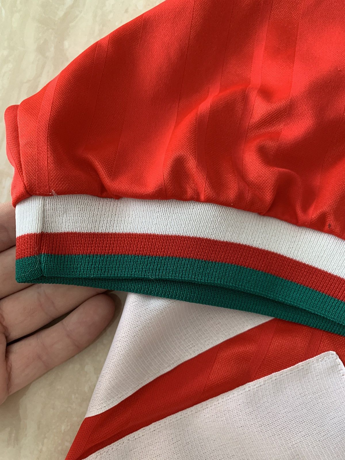 Adidas × Vintage Liverpool 1993 1995 Home Football Shirt Jersey Adidas Size US S / EU 44-46 / 1 - 4 Thumbnail