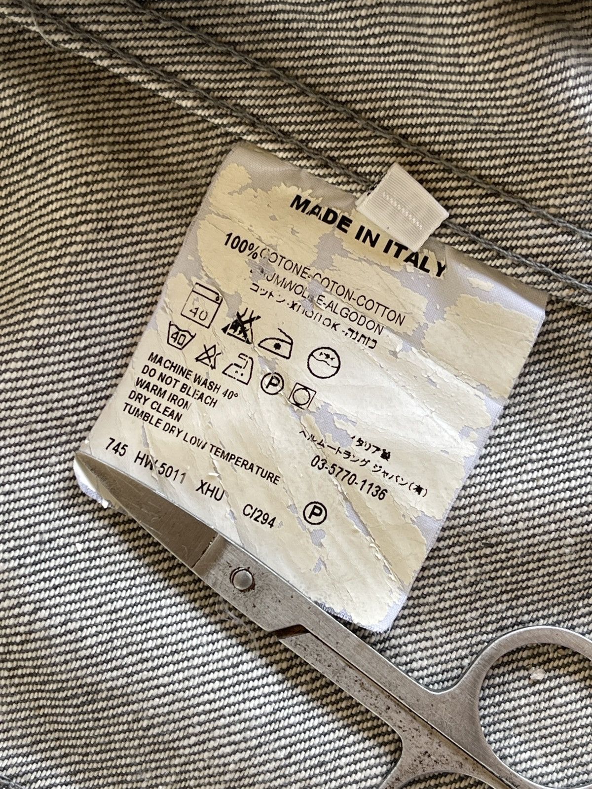 Helmut Lang SS2004 Helmut Lang Slim 2 Pocket Turn Up Denim Jacket Size S / US 4 / IT 40 - 15 Thumbnail