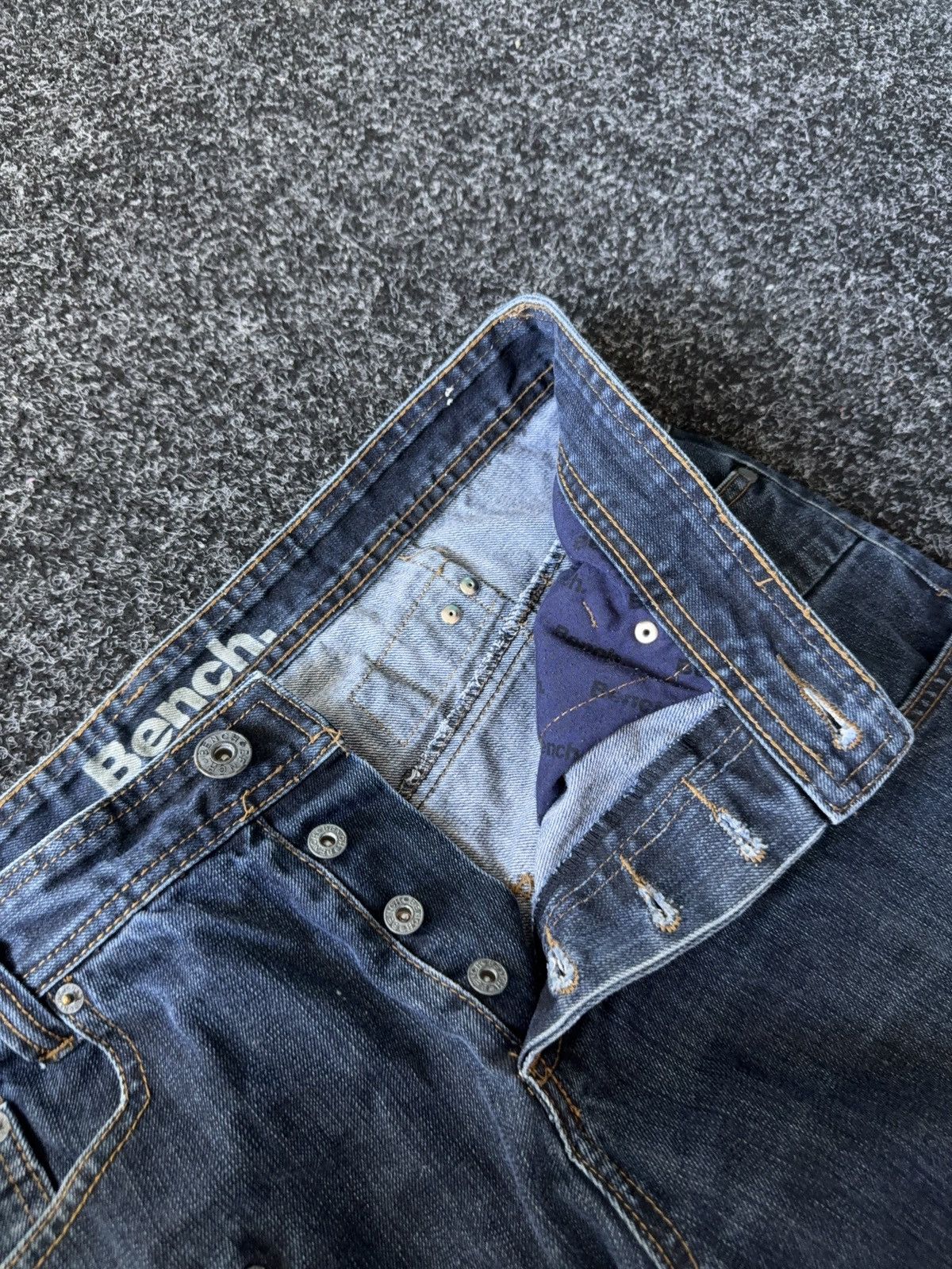 Bench Vintage 90s Retro Baggy Distressed Y2K Denim pants jeans Size US 34 / EU 50 - 9 Thumbnail