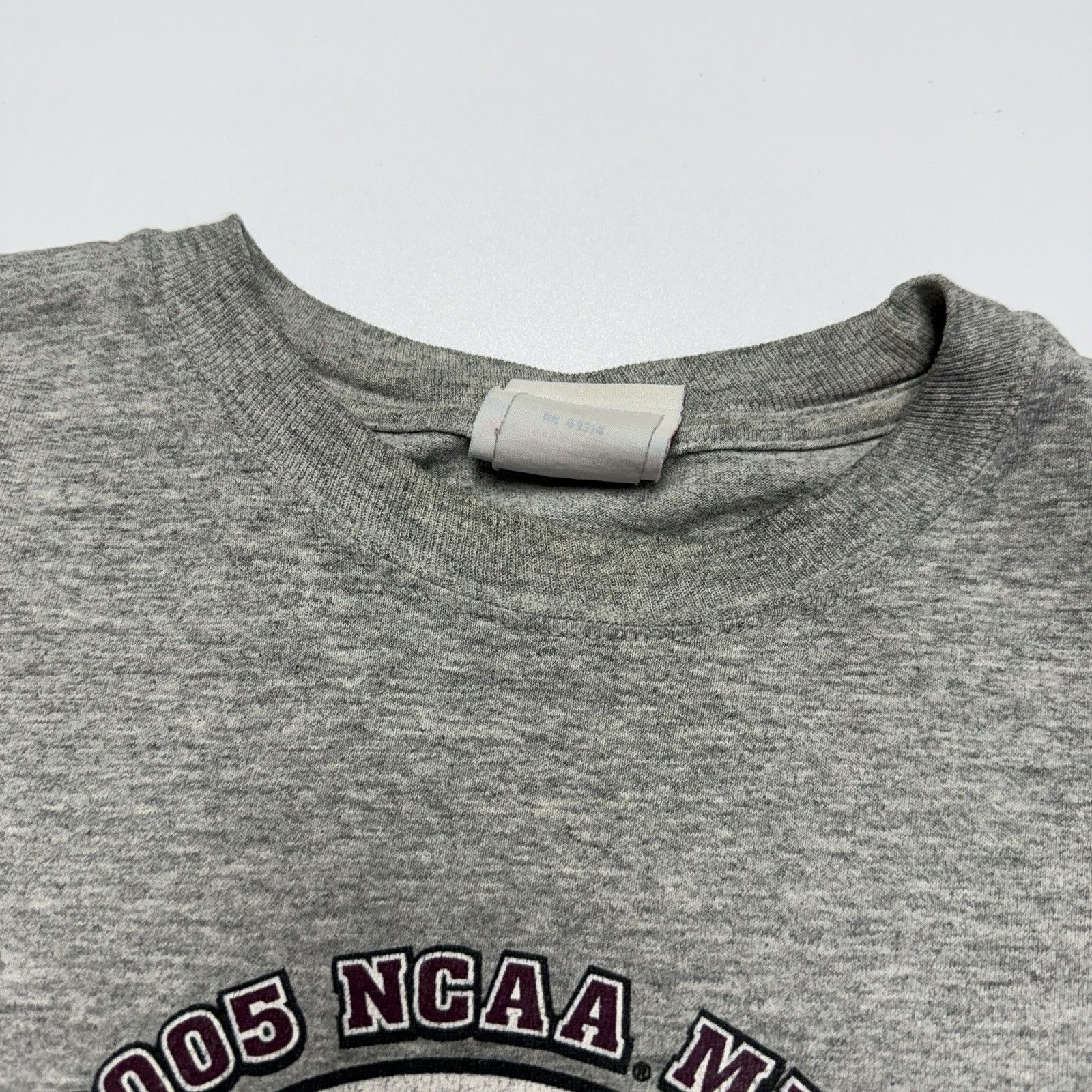 Vintage Vintage 2005 NCAA Mens College World Series T Shirt Mens XL Size US XL / EU 56 / 4 - 9 Thumbnail
