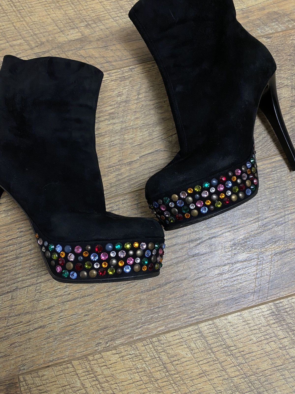 Giuseppe Zanotti Giuseppe Zanotti Crystal Embellished Suede Ankle Boots Size US 6 / IT 36 - 2 Thumbnail